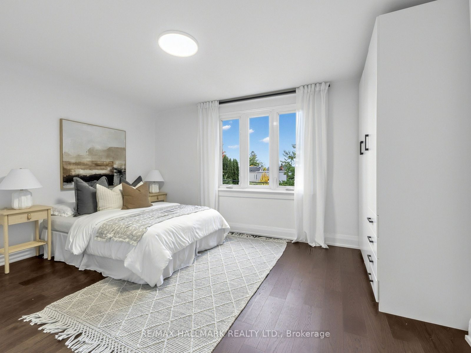 235 Glebeholme Boulevard Property Photo 19