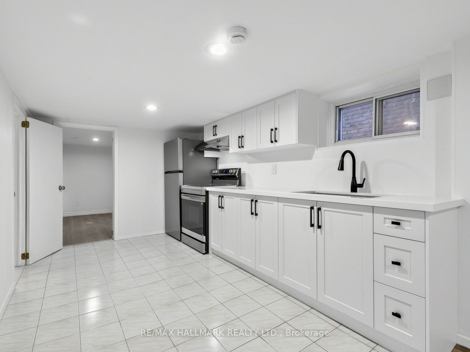 235 Glebeholme Boulevard Property Photo 34