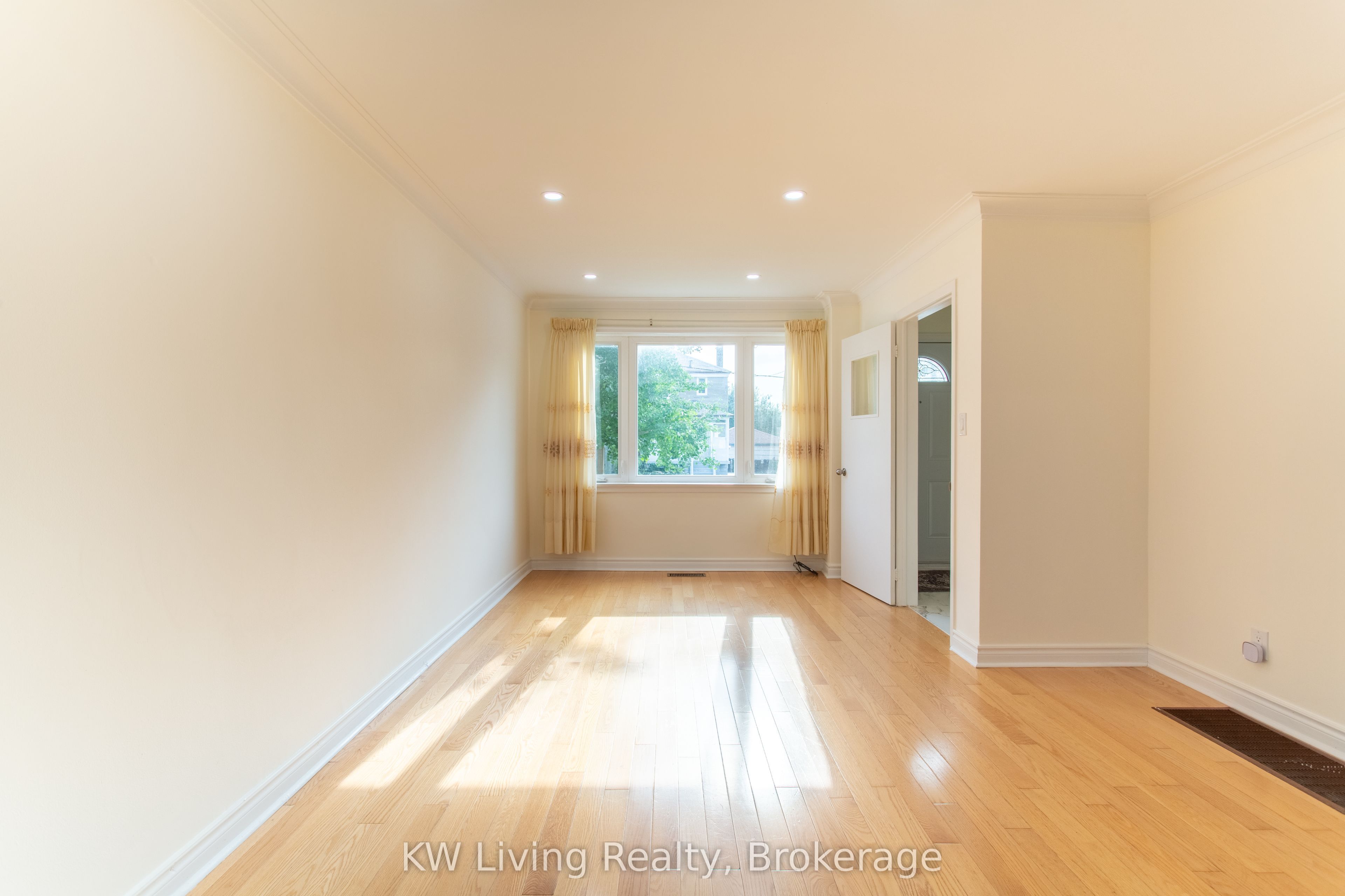 9 Rupert Street Property Photo 12