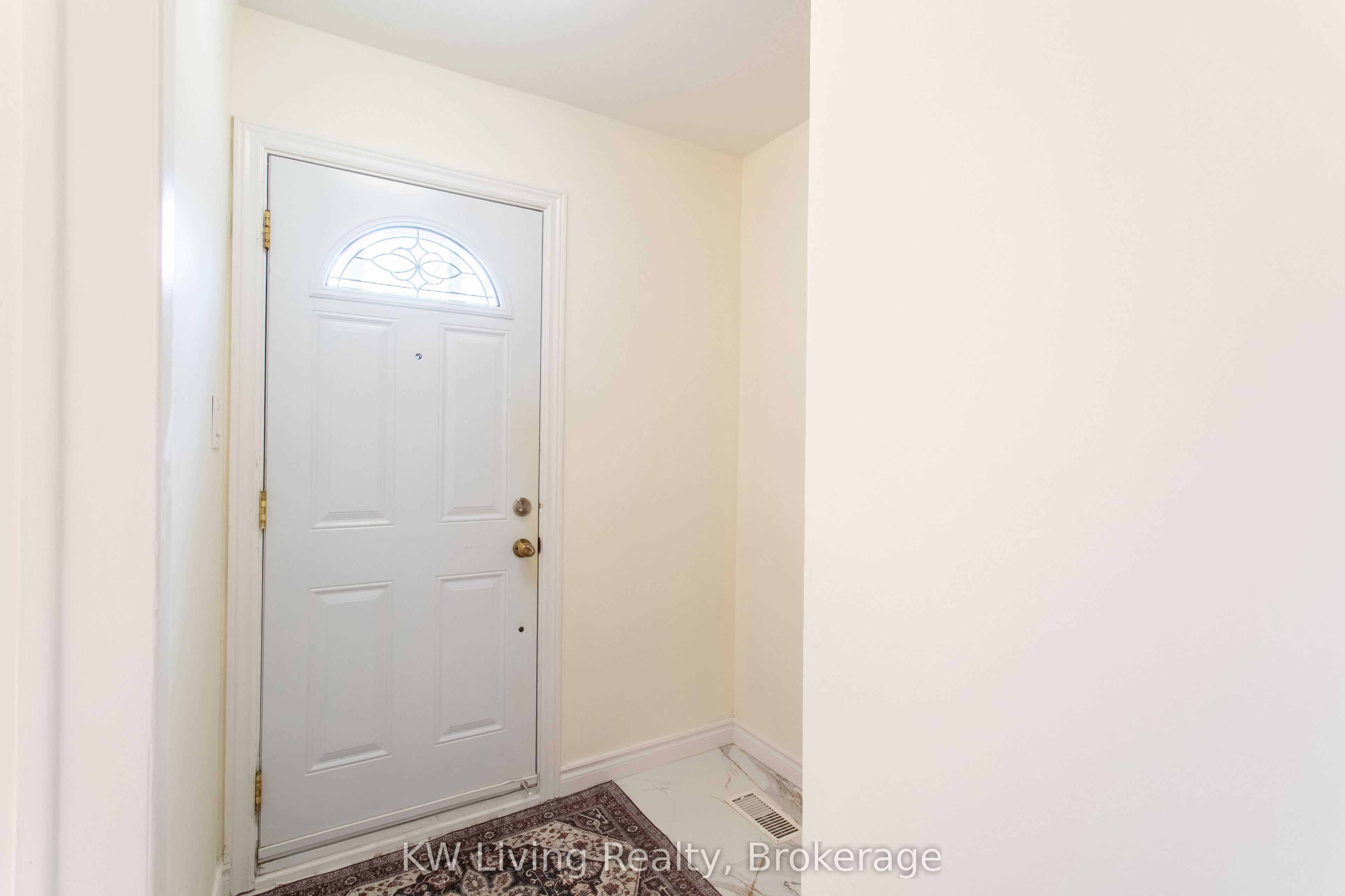 9 Rupert Street Property Photo 15