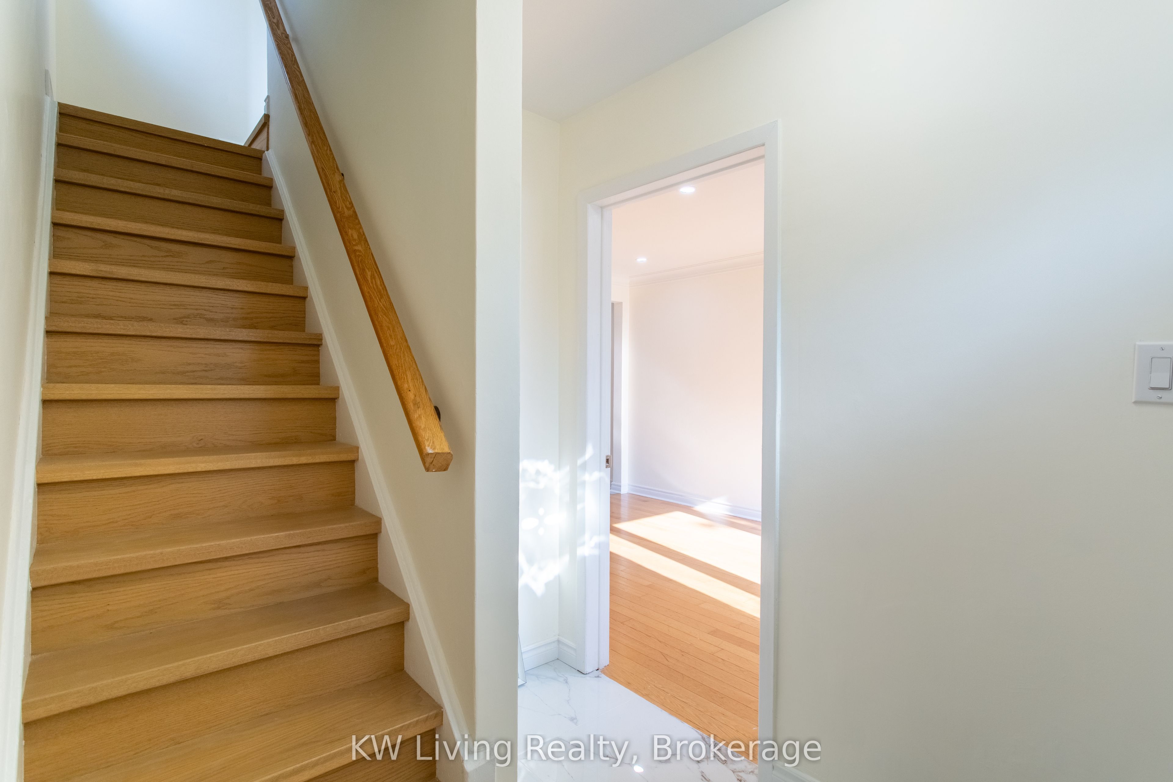 9 Rupert Street Property Photo 16