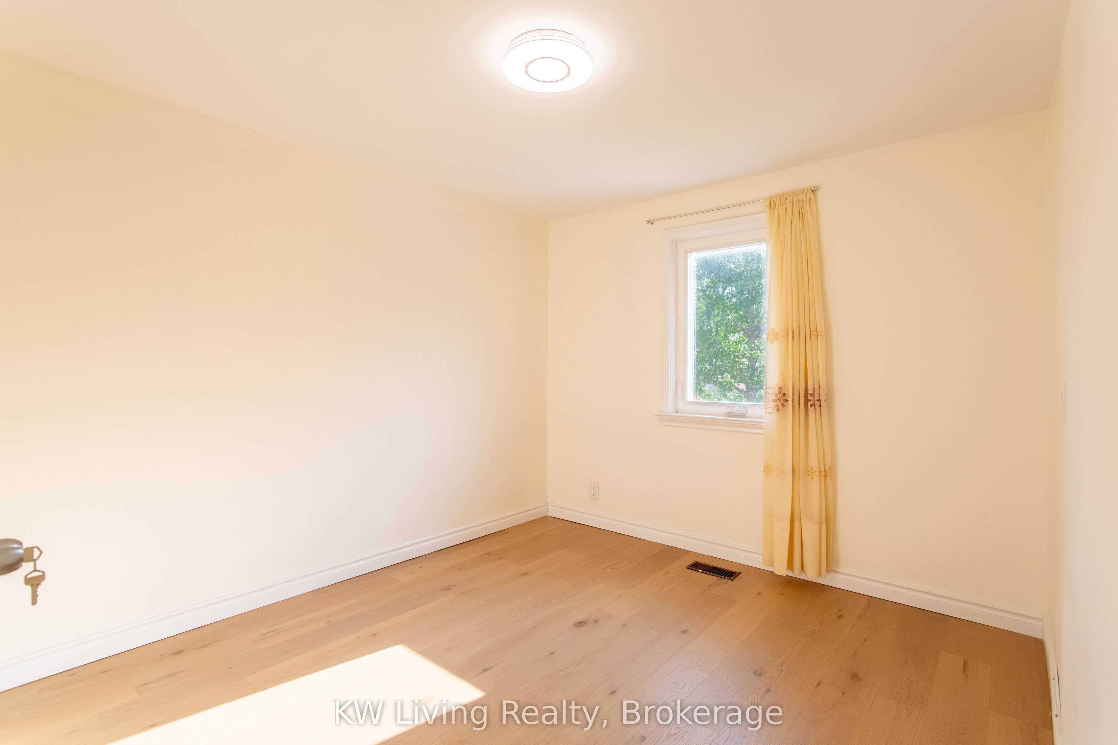 9 Rupert Street Property Photo 18