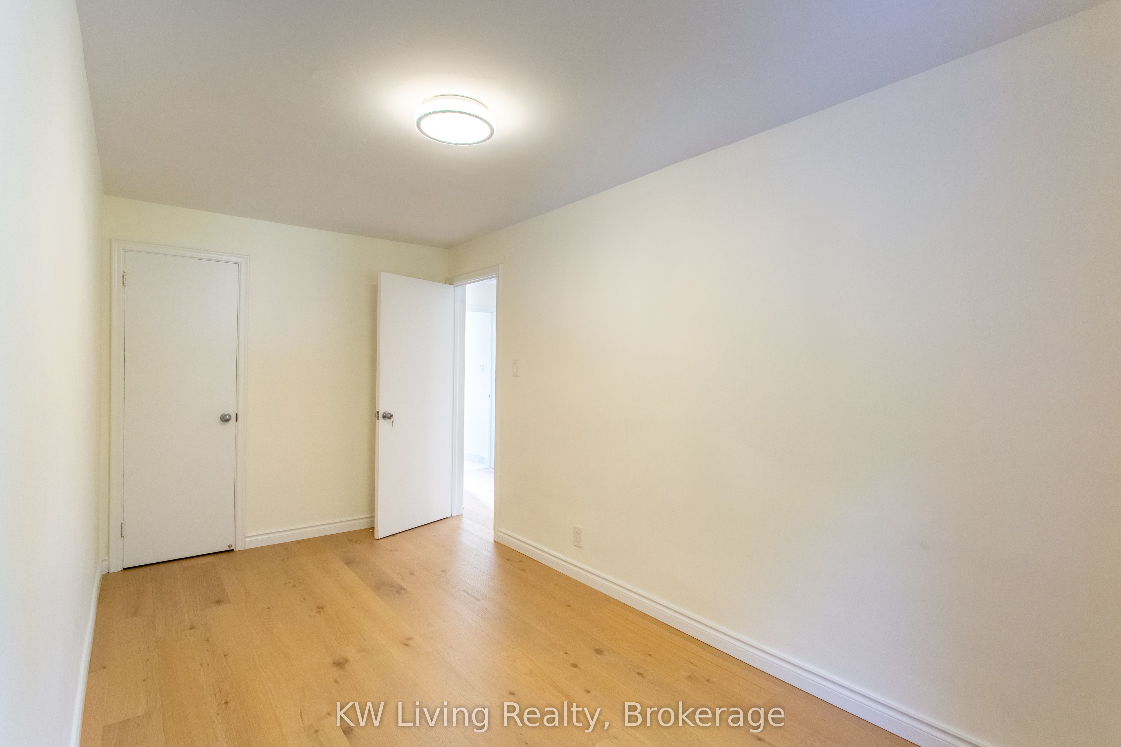 9 Rupert Street Property Photo 26