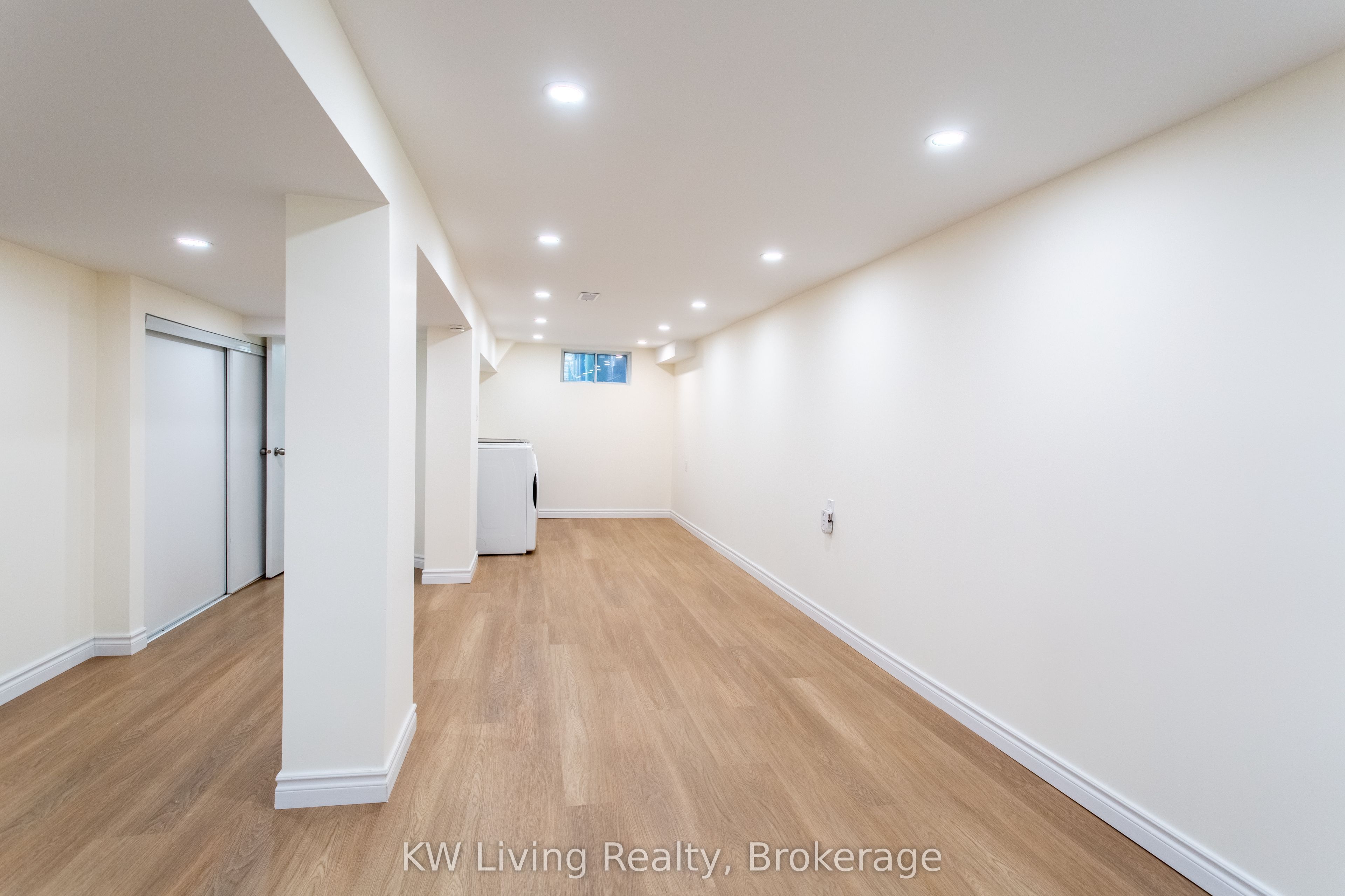 9 Rupert Street Property Photo 35