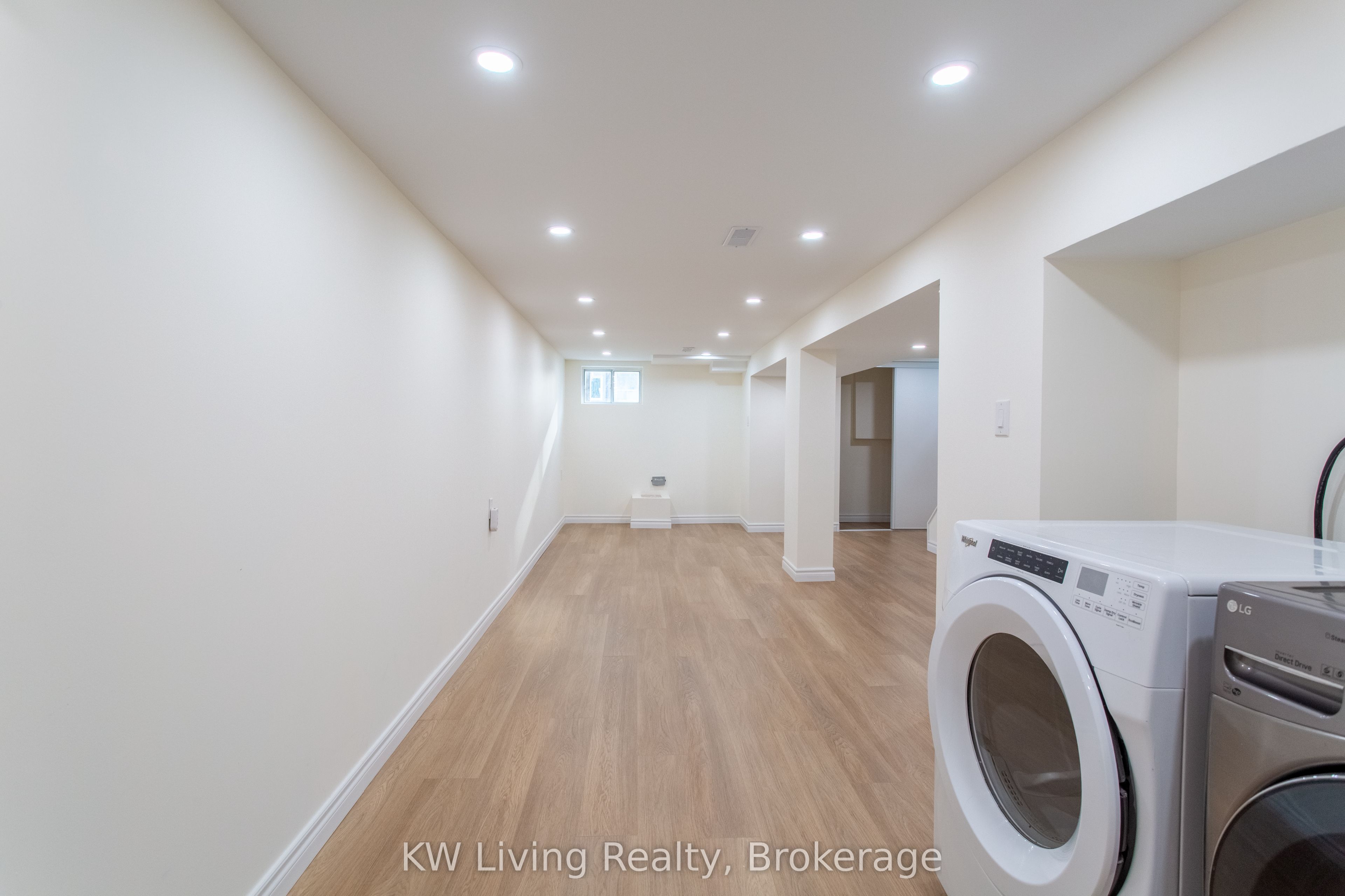 9 Rupert Street Property Photo 37