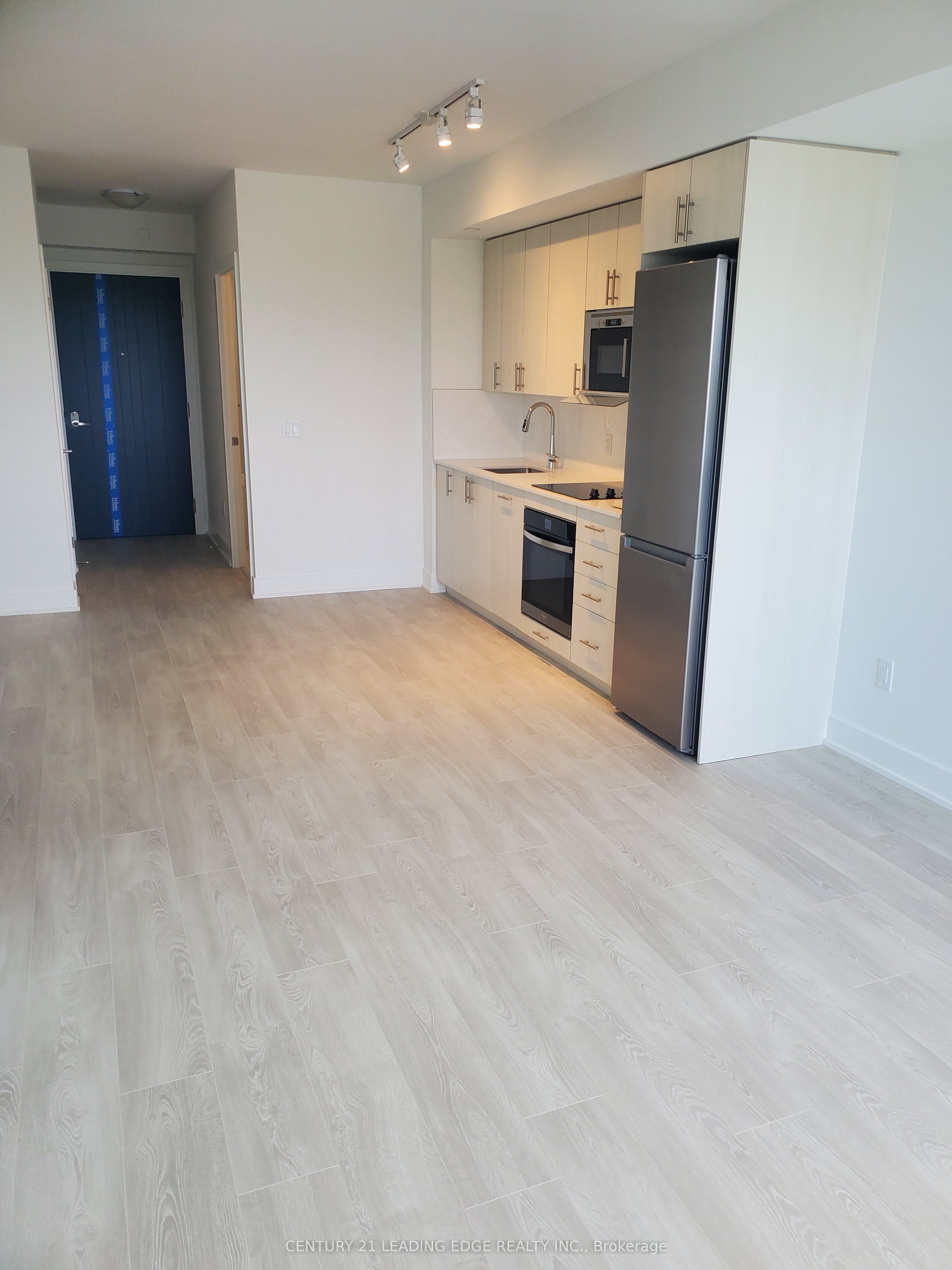 2545 Simcoe Street 1236 Property Photo 16