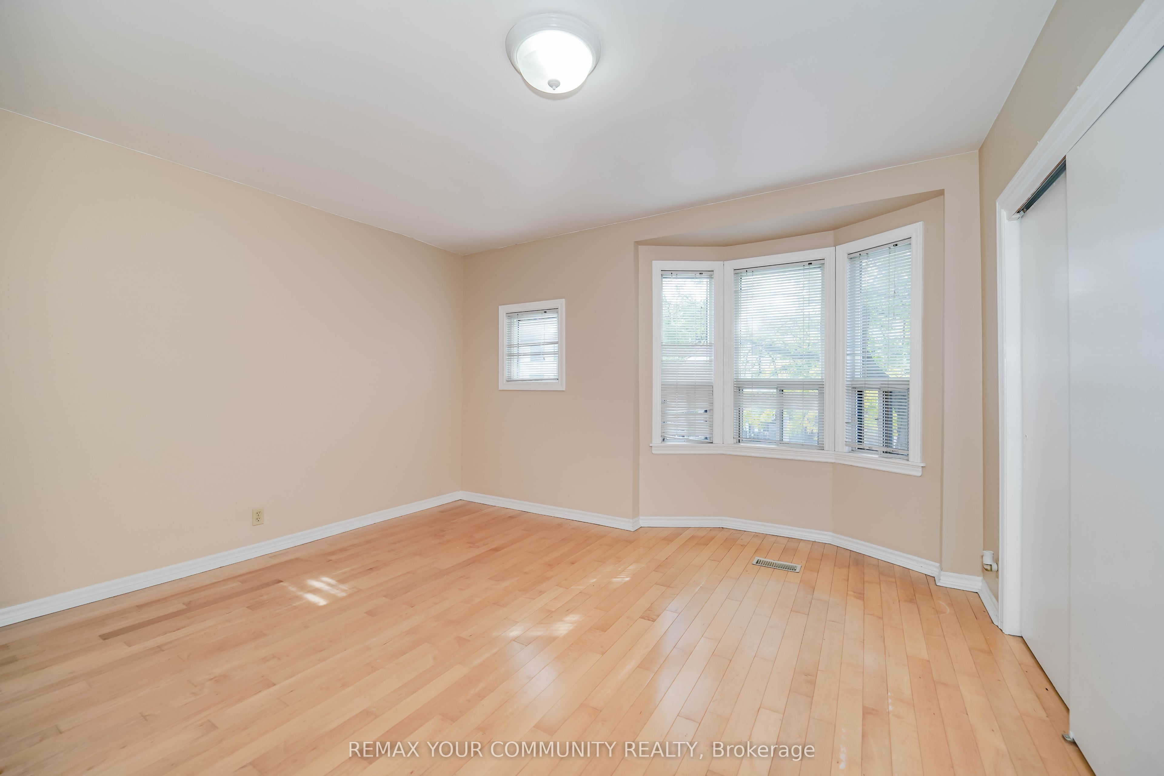 1378 Danforth Avenue Property Photo 5
