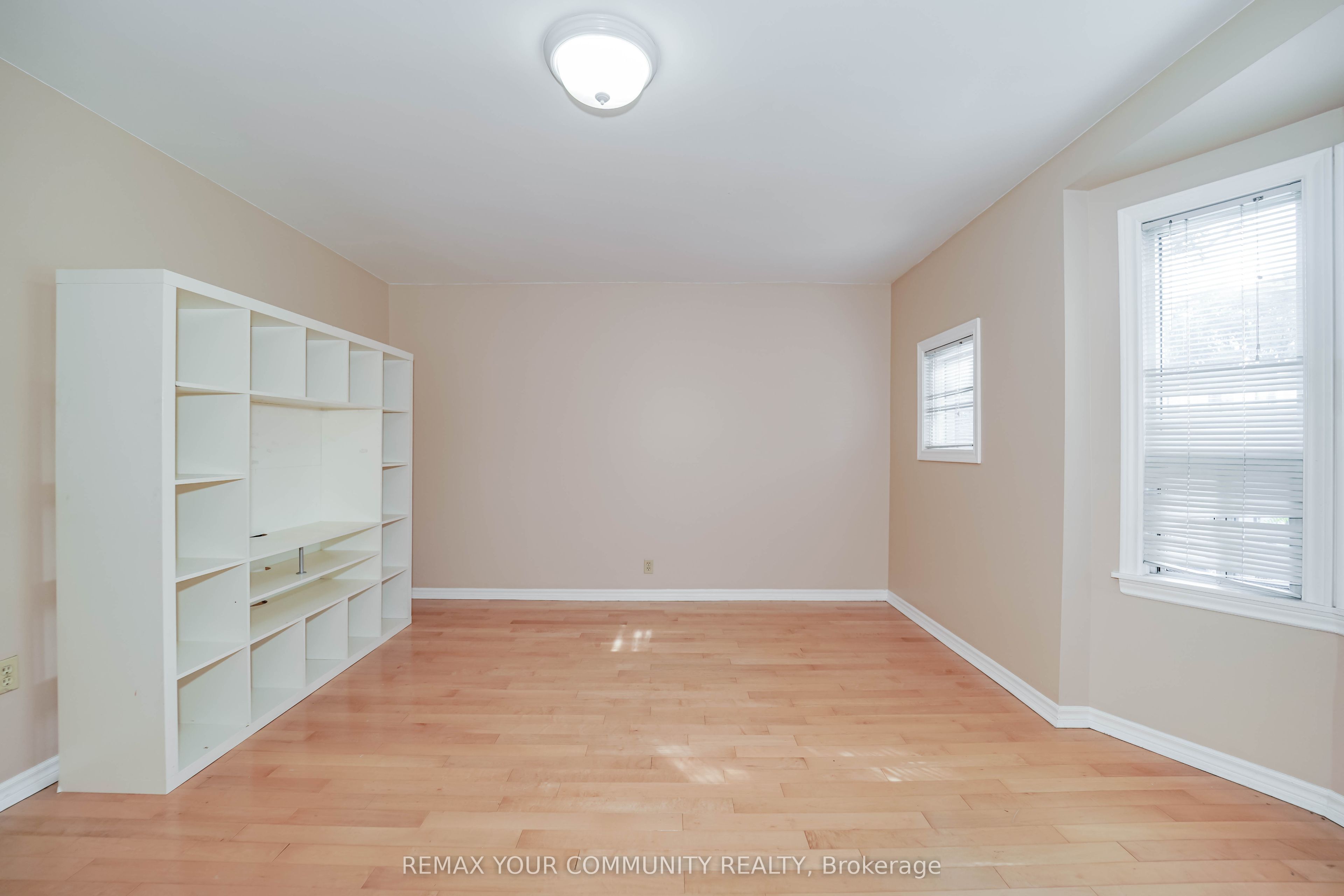 1378 Danforth Avenue Property Photo 6