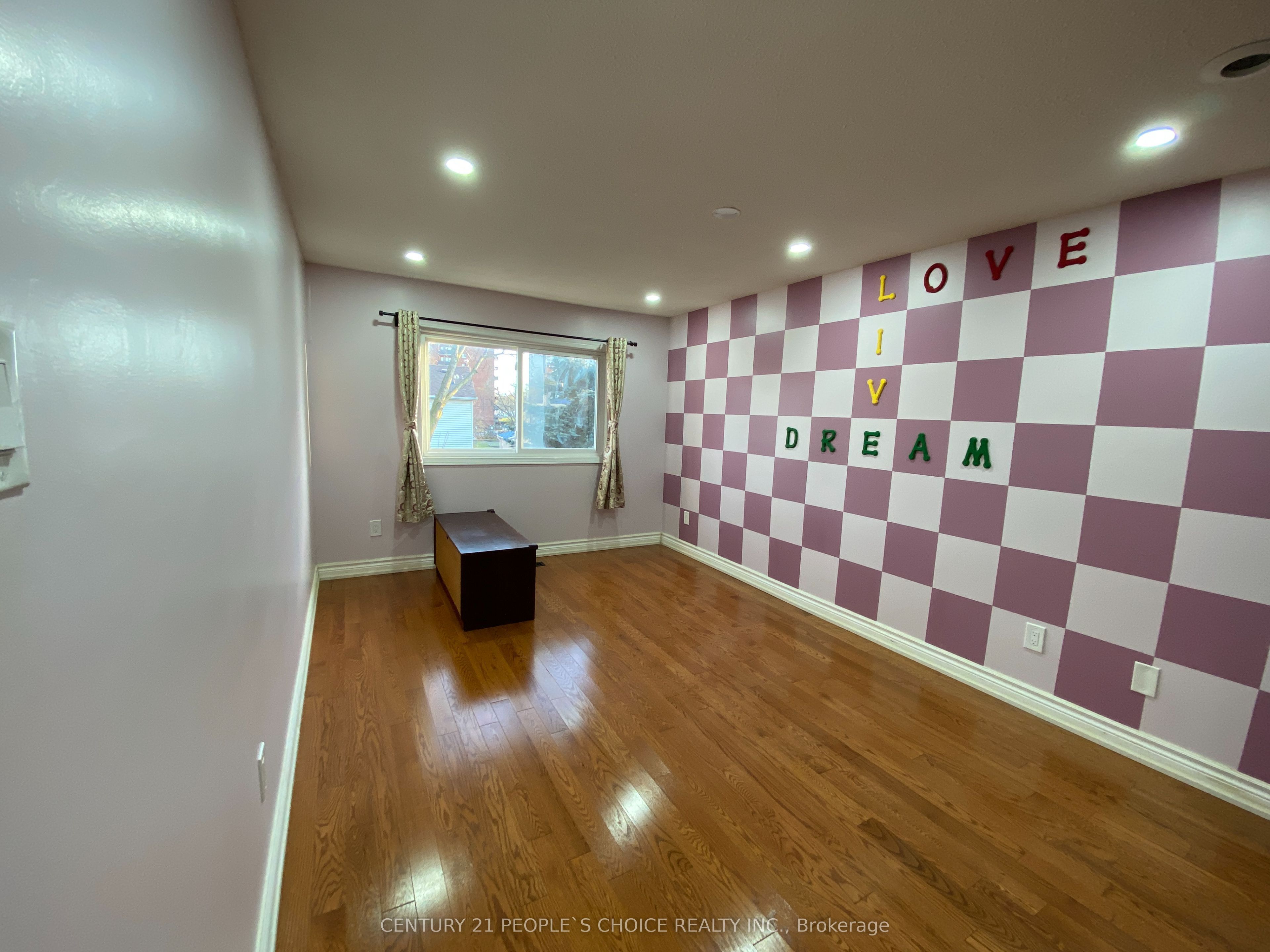 128 Greenwich Square Unit1 Property Photo 25
