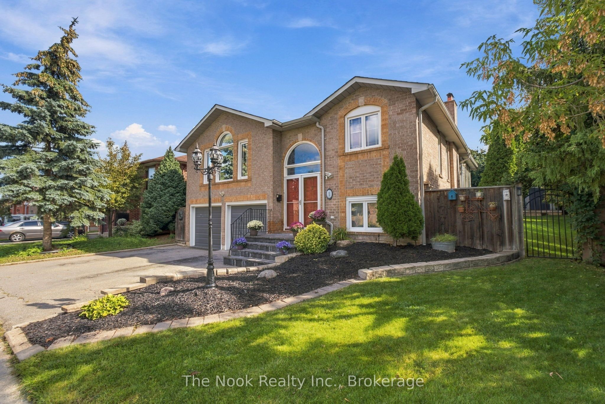 1 Inglewood Place Property Photo 1
