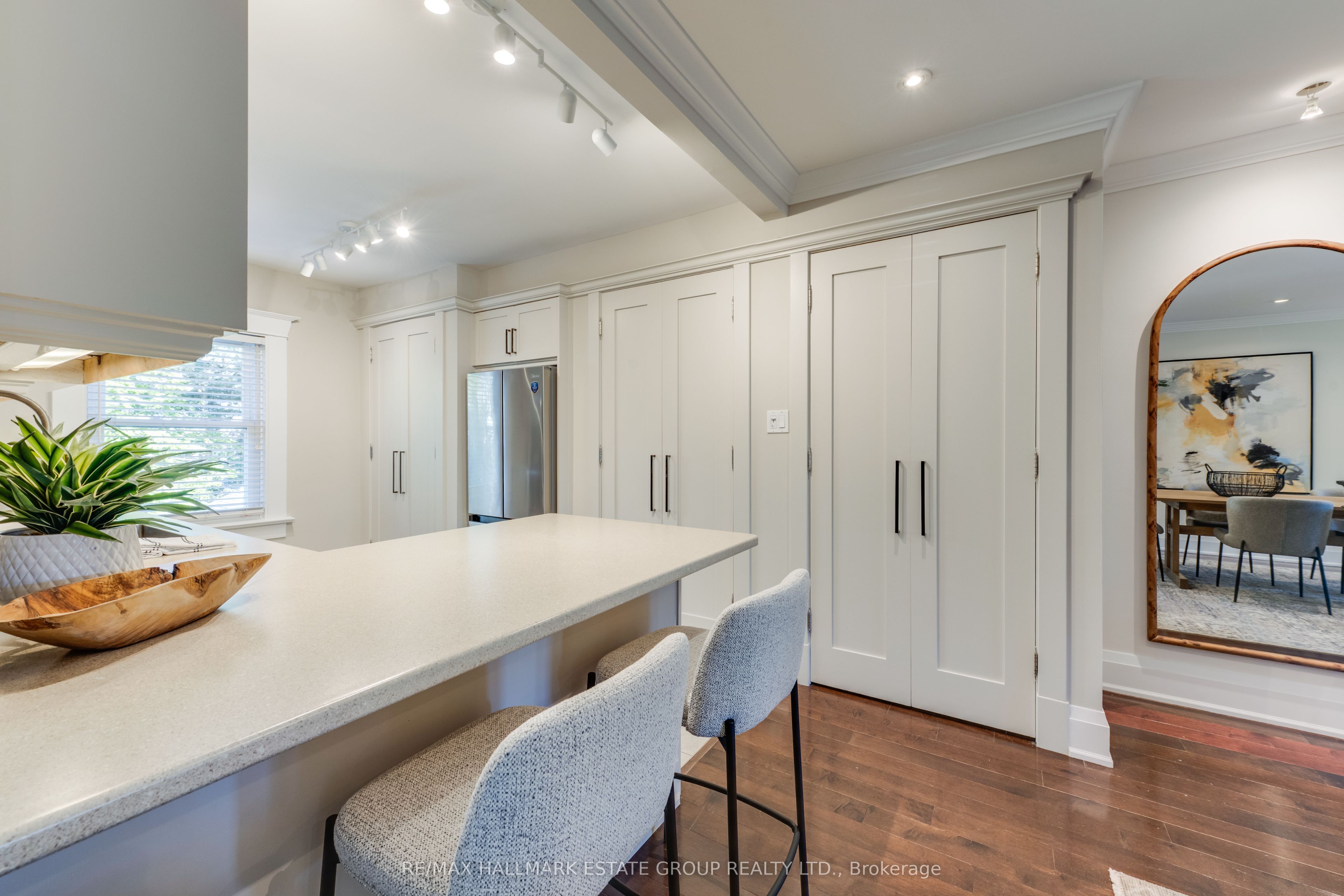 105 Lee Avenue Property Photo 7