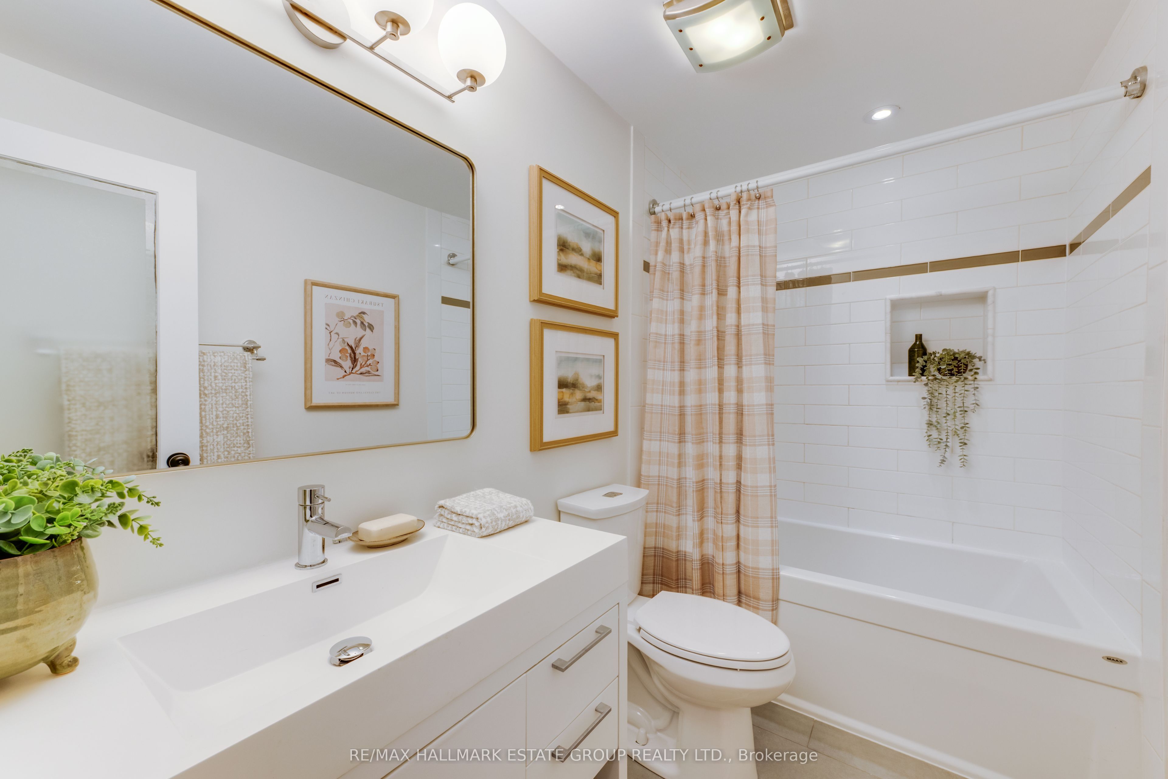 105 Lee Avenue Property Photo 22
