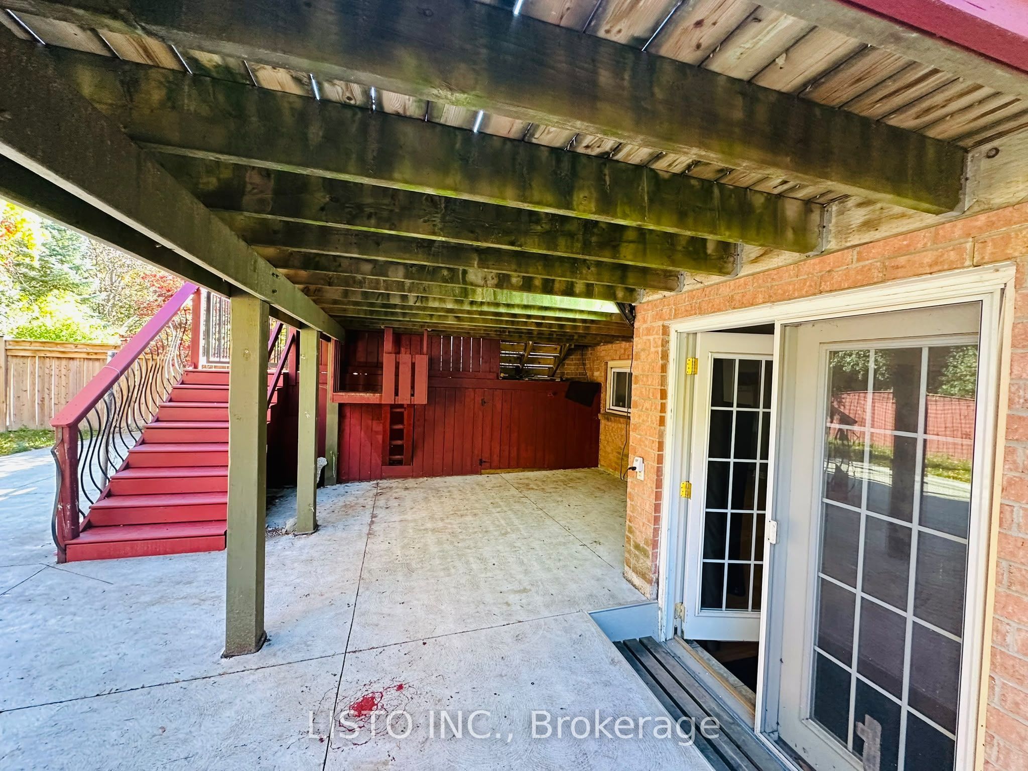 17 Sayor Drive Property Photo 1