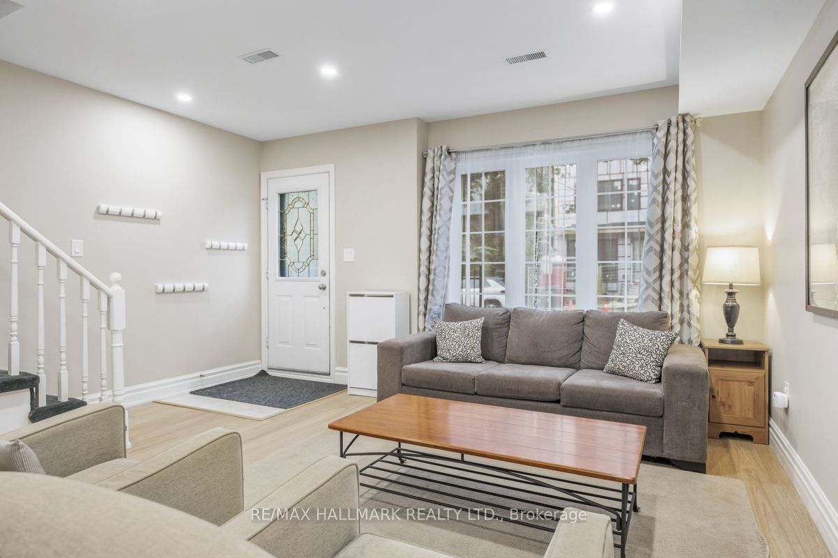 82 Kimberley Avenue Property Photo 3
