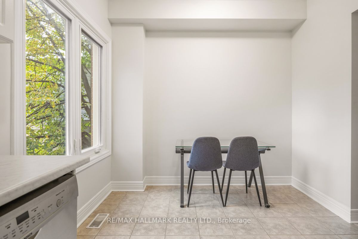82 Kimberley Avenue Property Photo 15