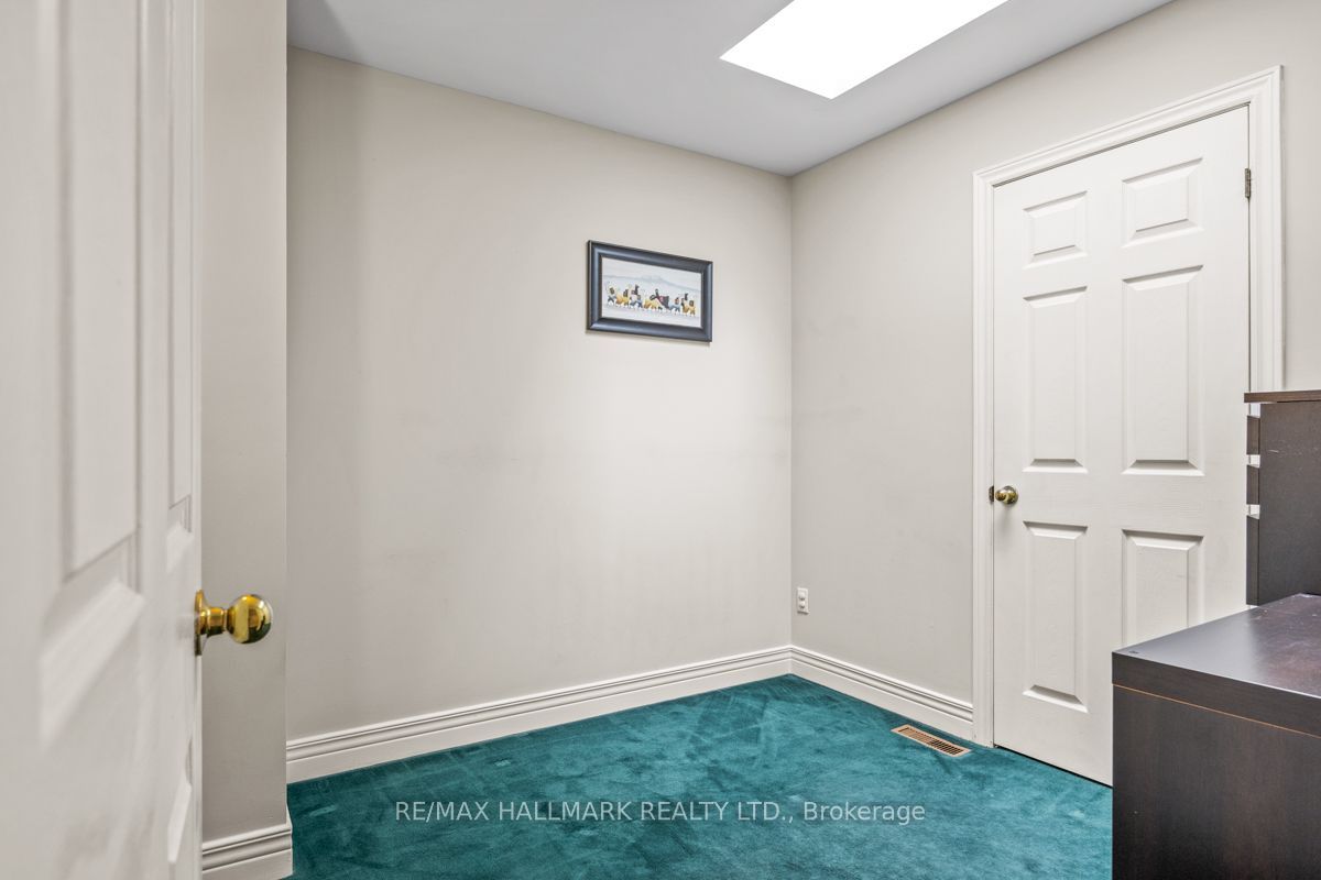 82 Kimberley Avenue Property Photo 23
