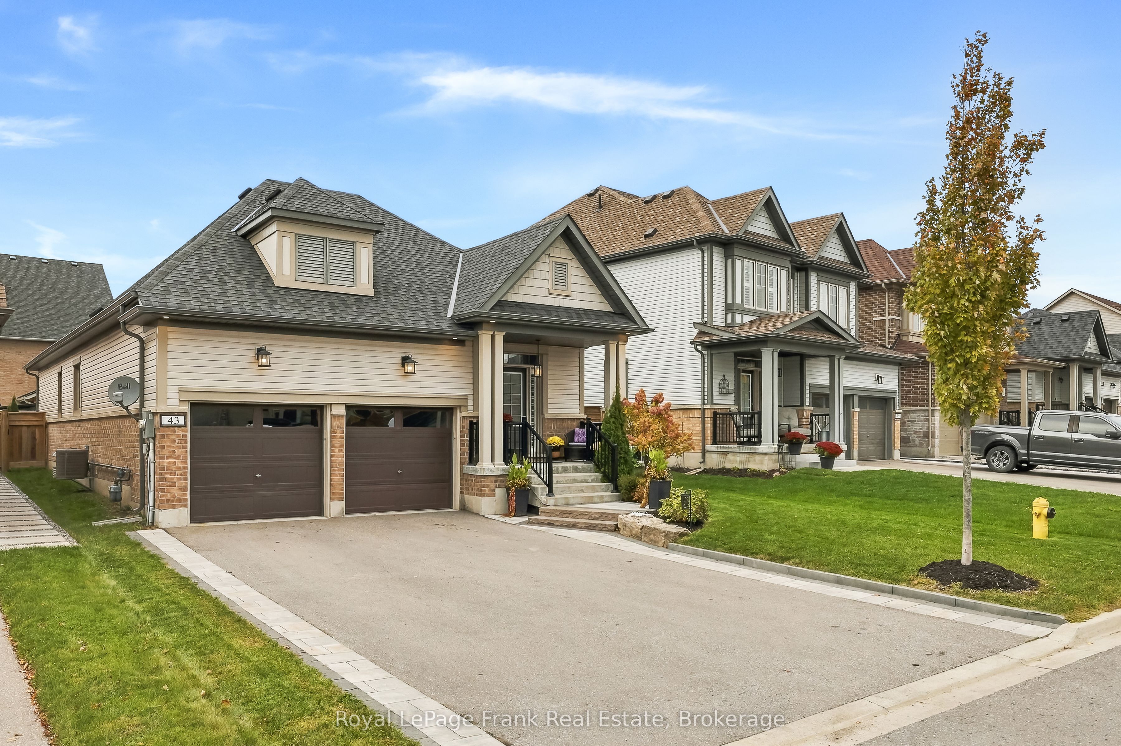 43 Glenhaven Court Property Photo 2