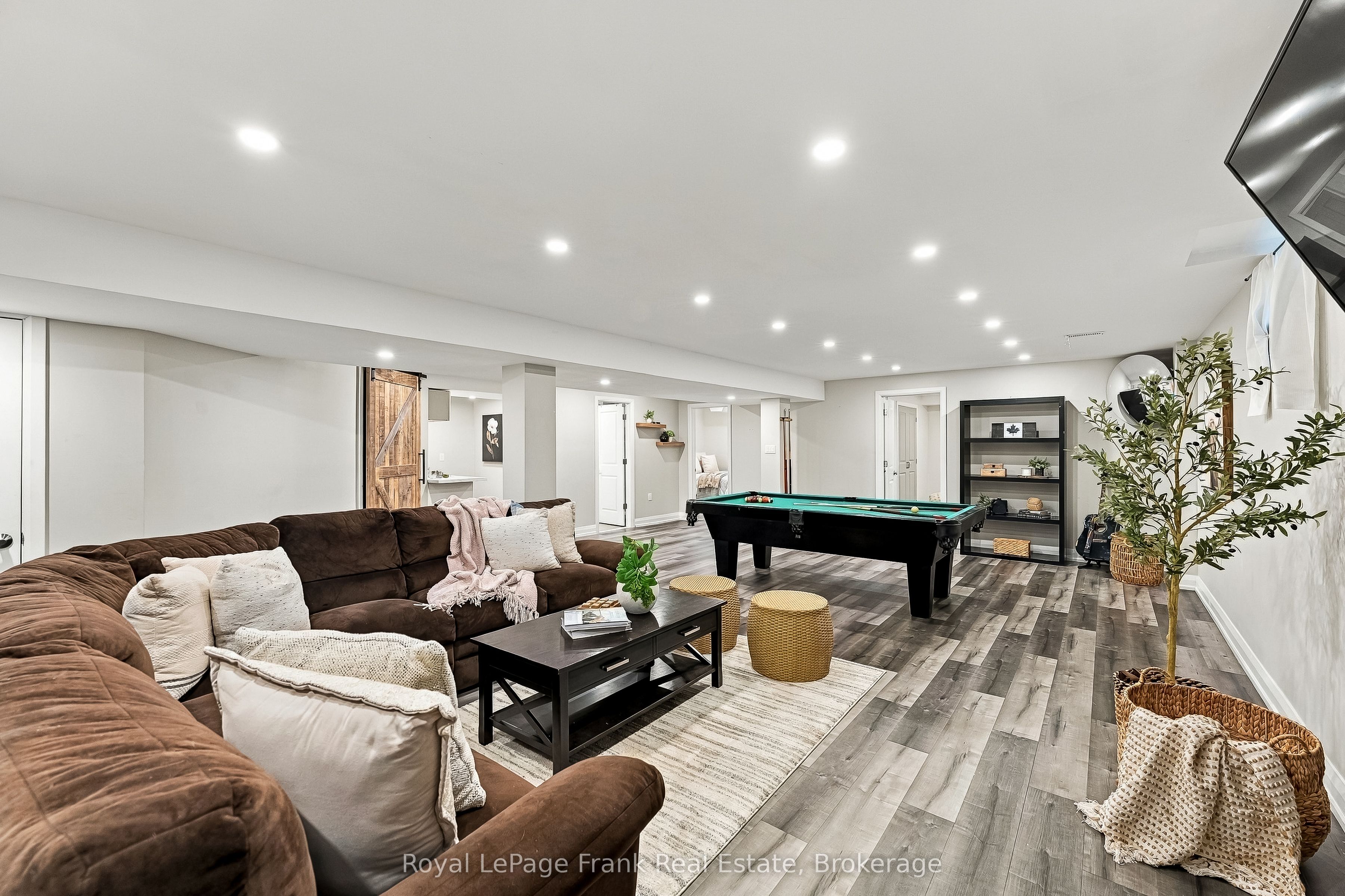 43 Glenhaven Court Property Photo 22