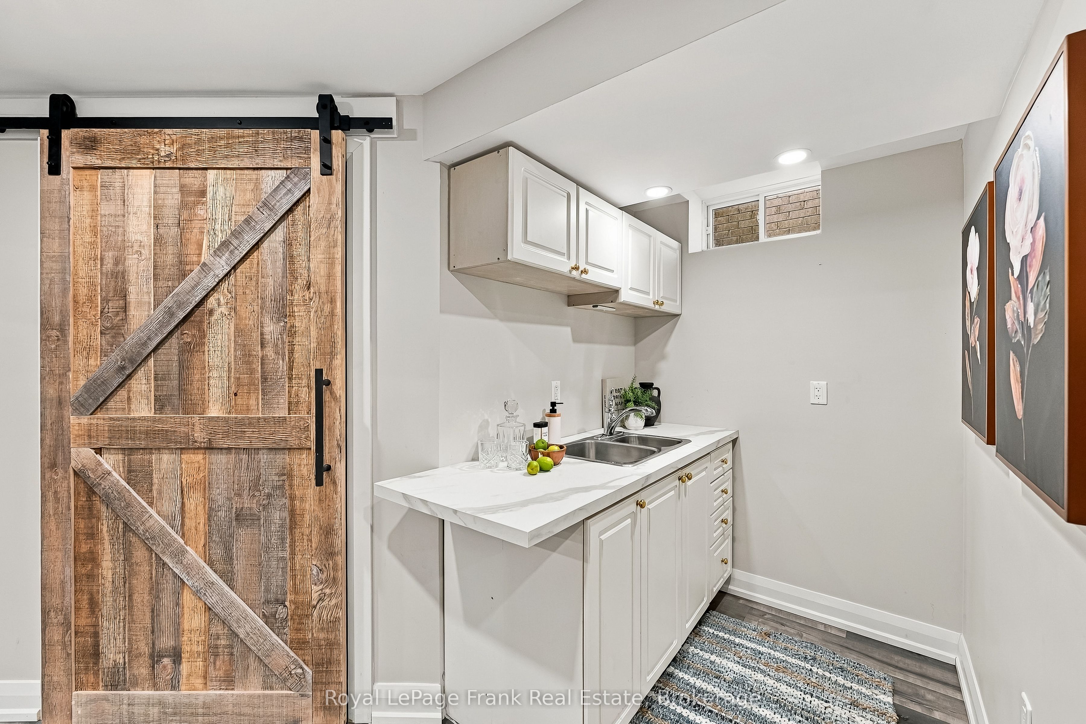 43 Glenhaven Court Property Photo 24