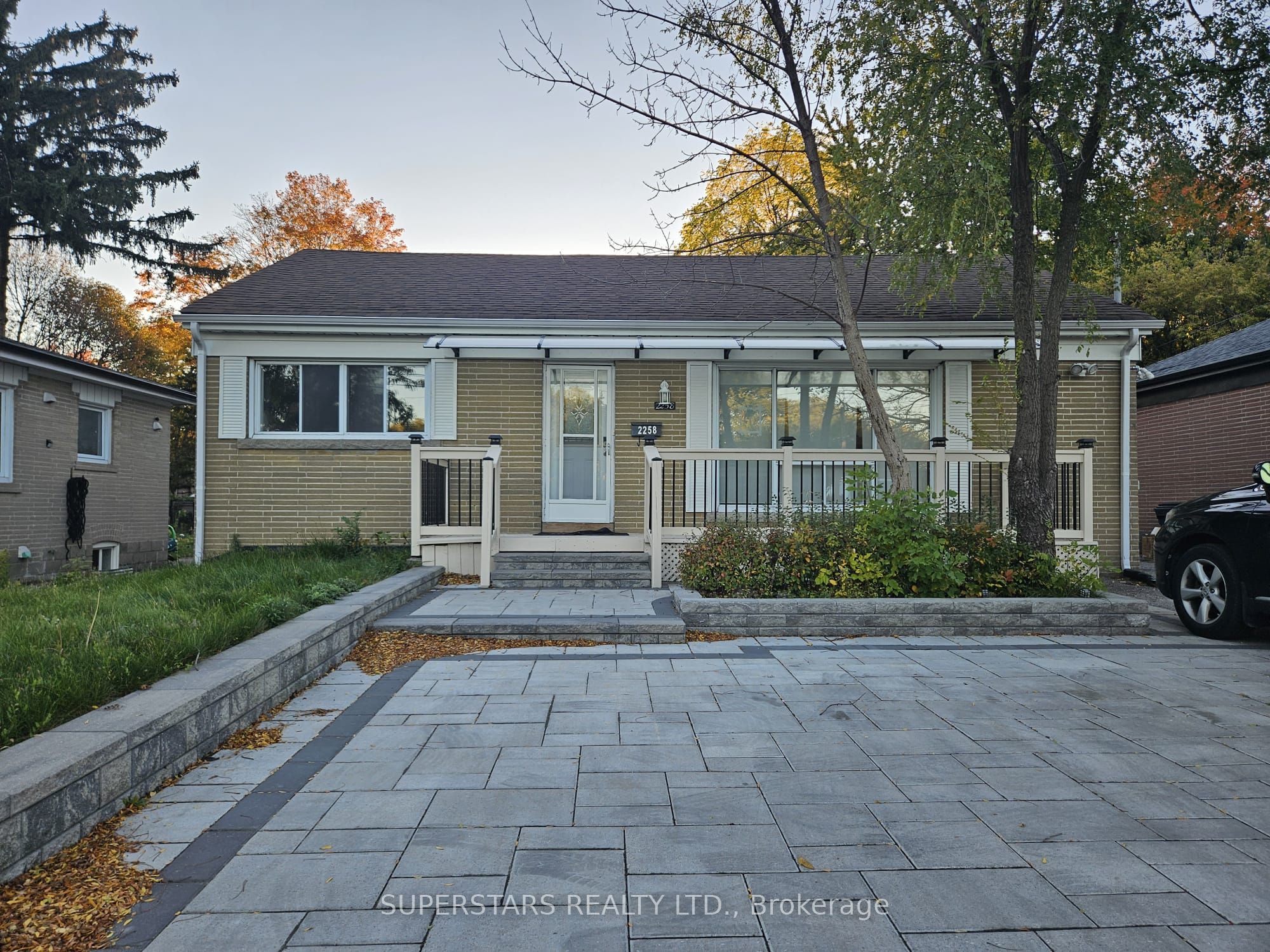 2258 Brimley Road Main Property Photo 1