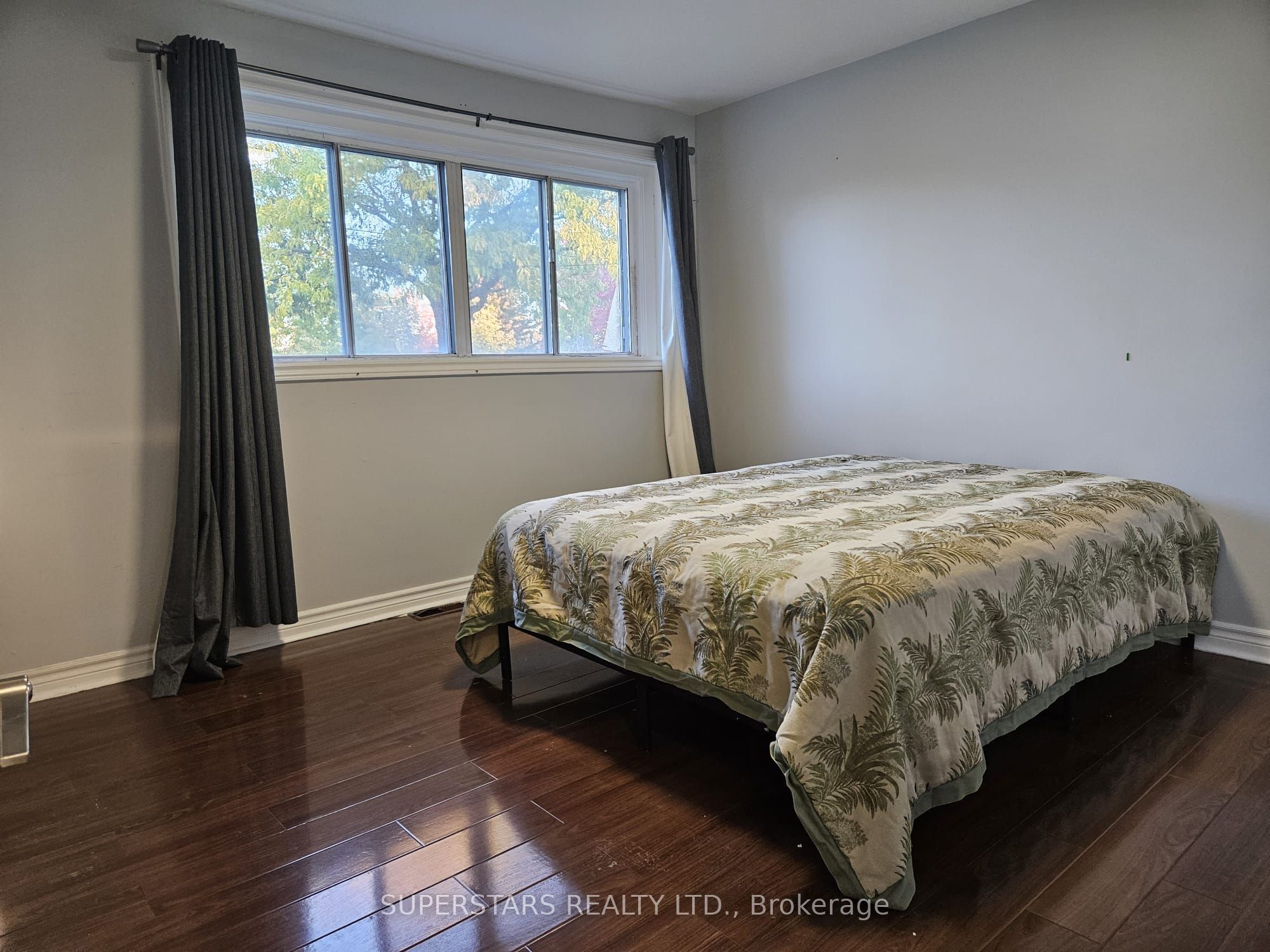 2258 Brimley Road Main Property Photo 9