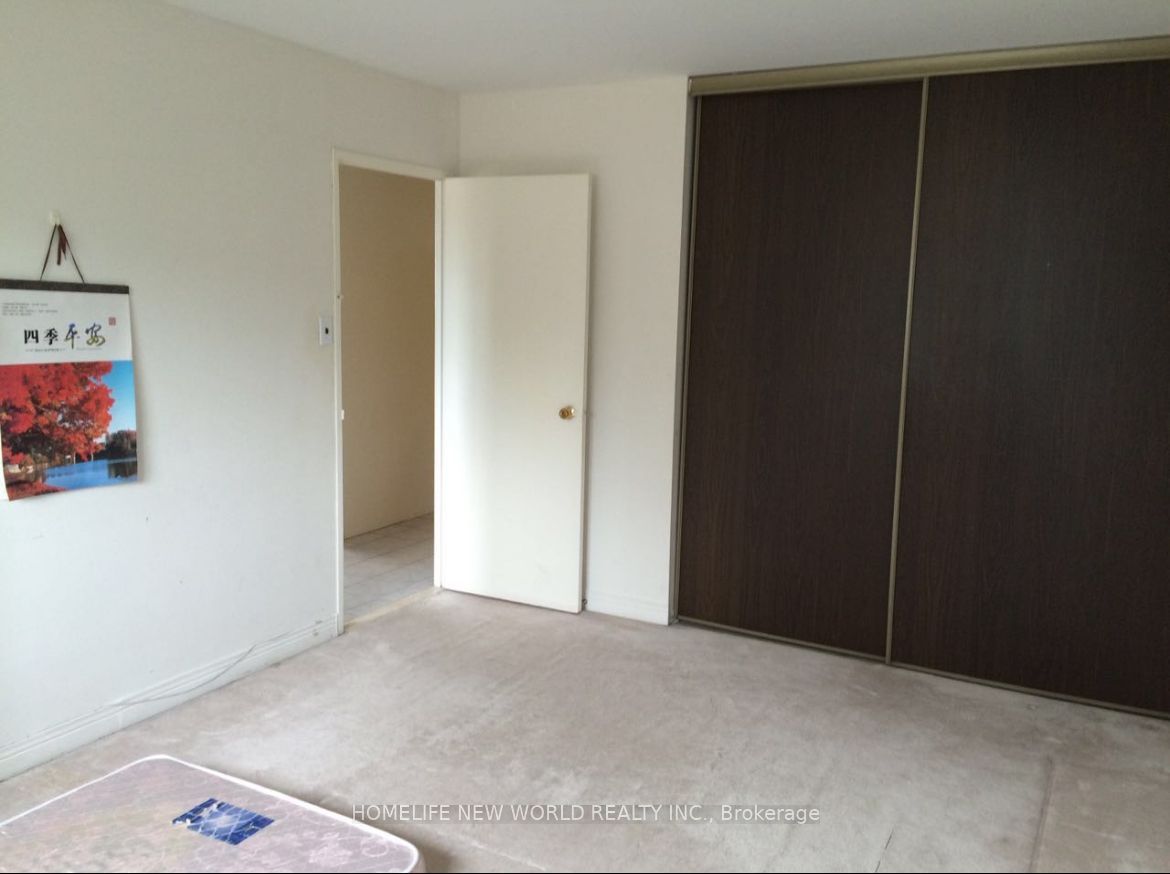95 Pettibone Square Property Photo 4