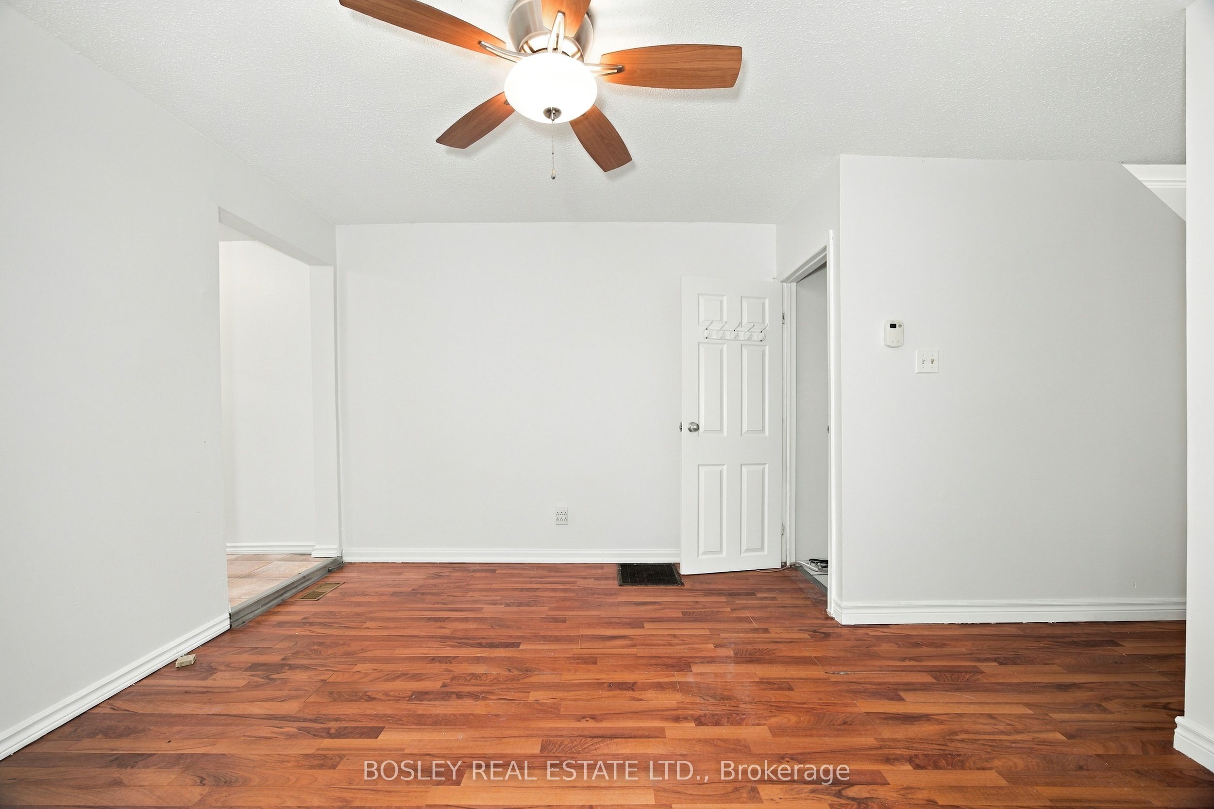 114 Rhodes Avenue Property Photo 9