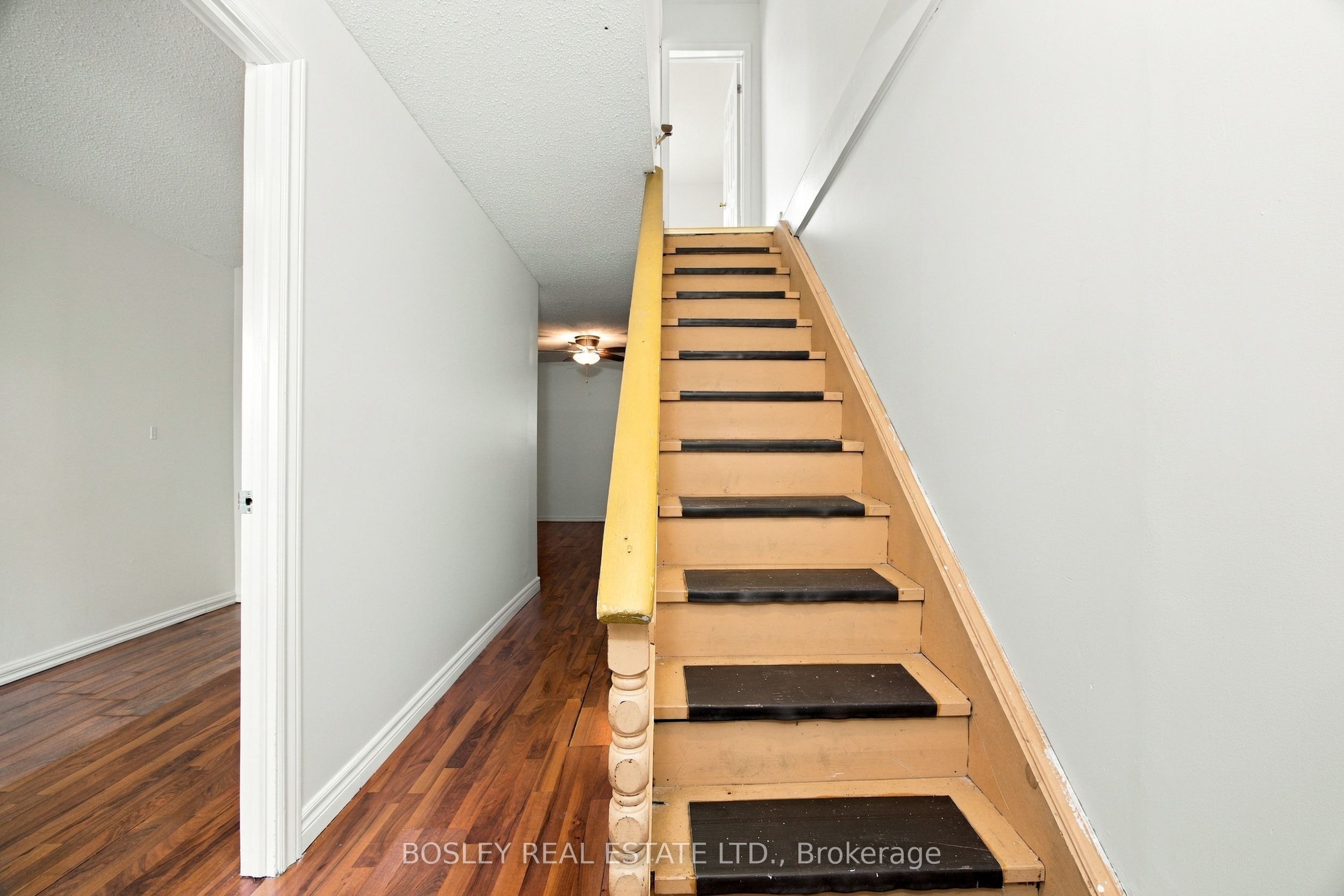 114 Rhodes Avenue Property Photo 19