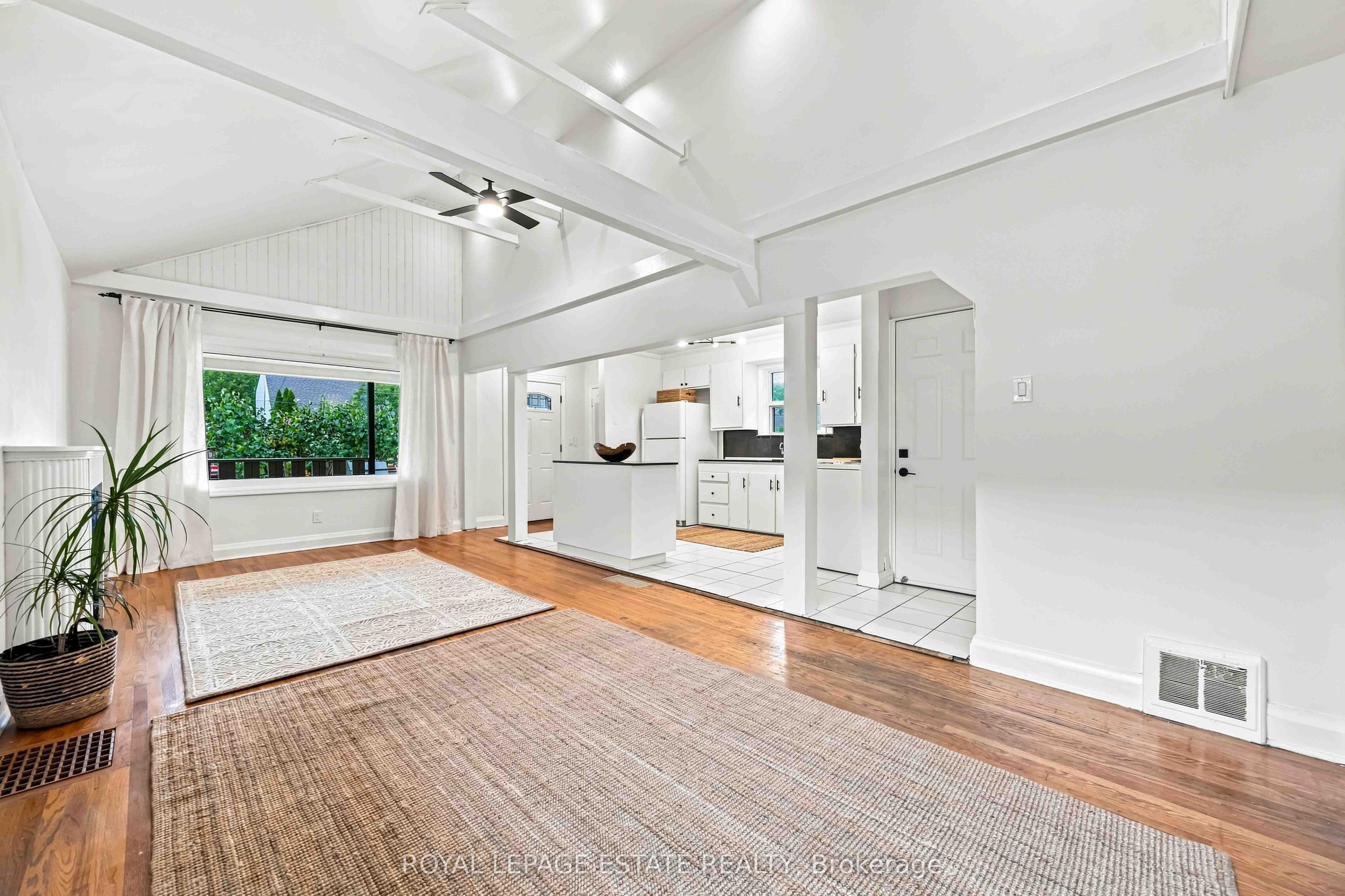 17 Arden Crescent Upper Property Photo 5