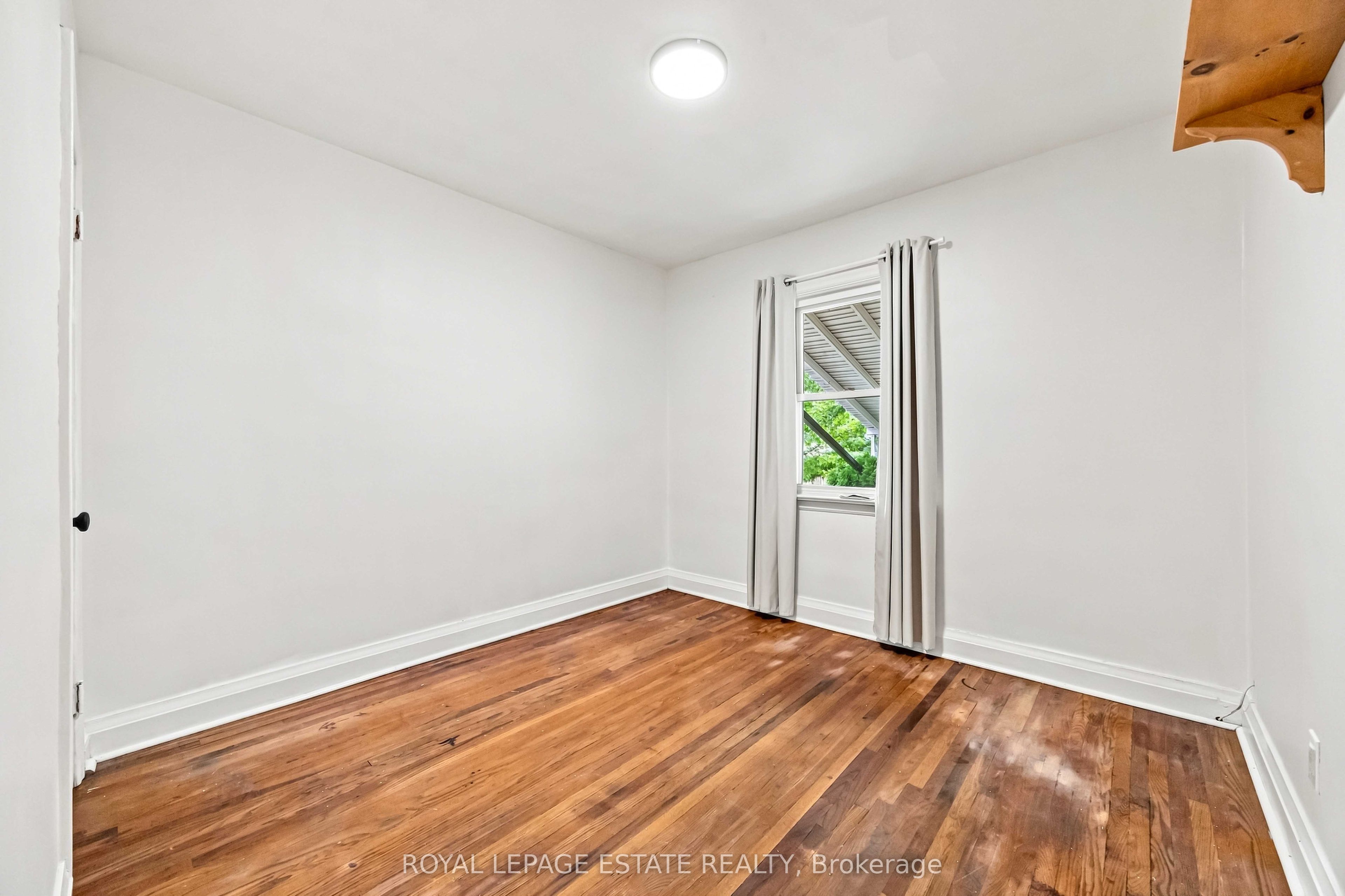 17 Arden Crescent Upper Property Photo 14