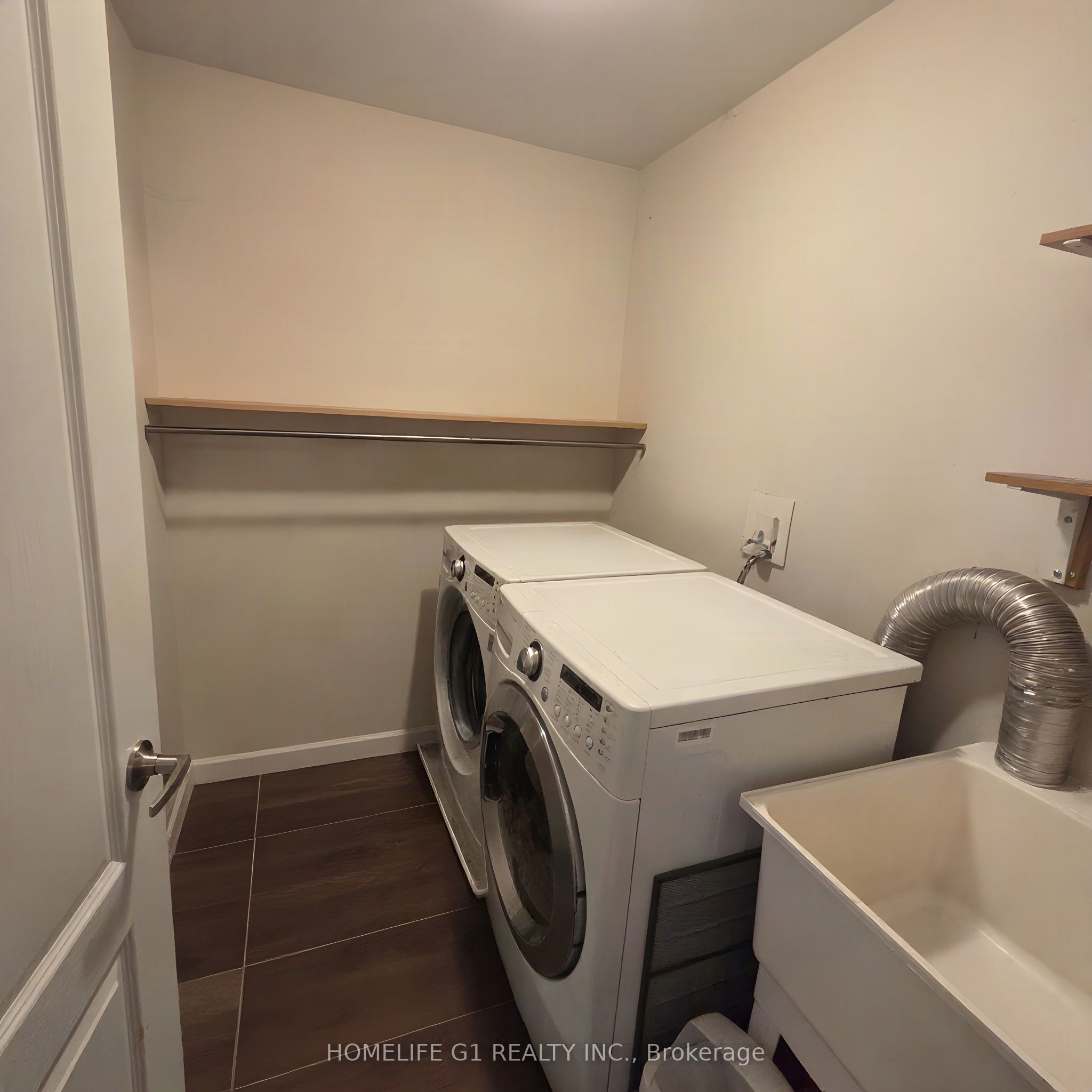 1703 Kalmar Avenue Property Photo 21