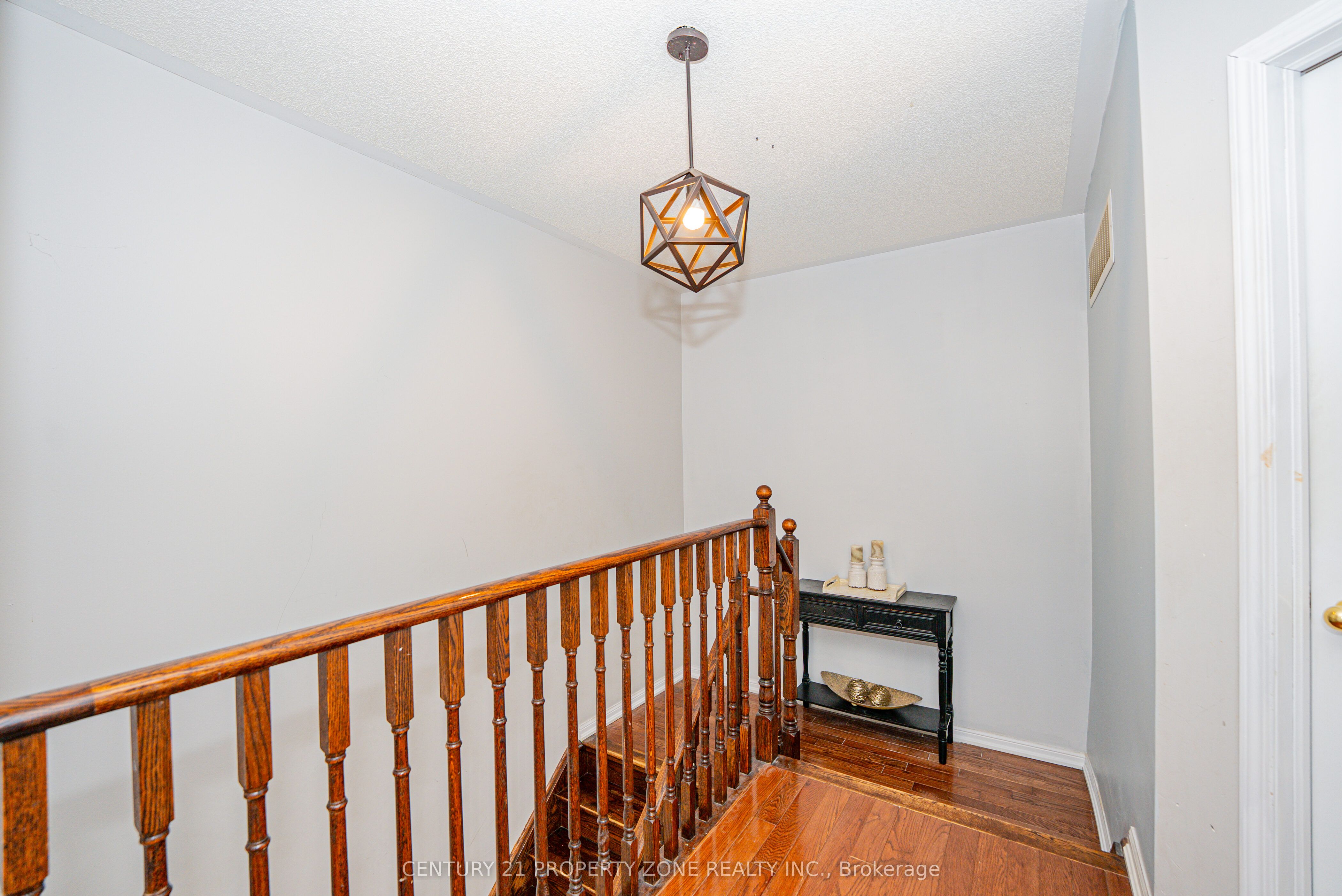 804 Ormond Drive Property Photo 22