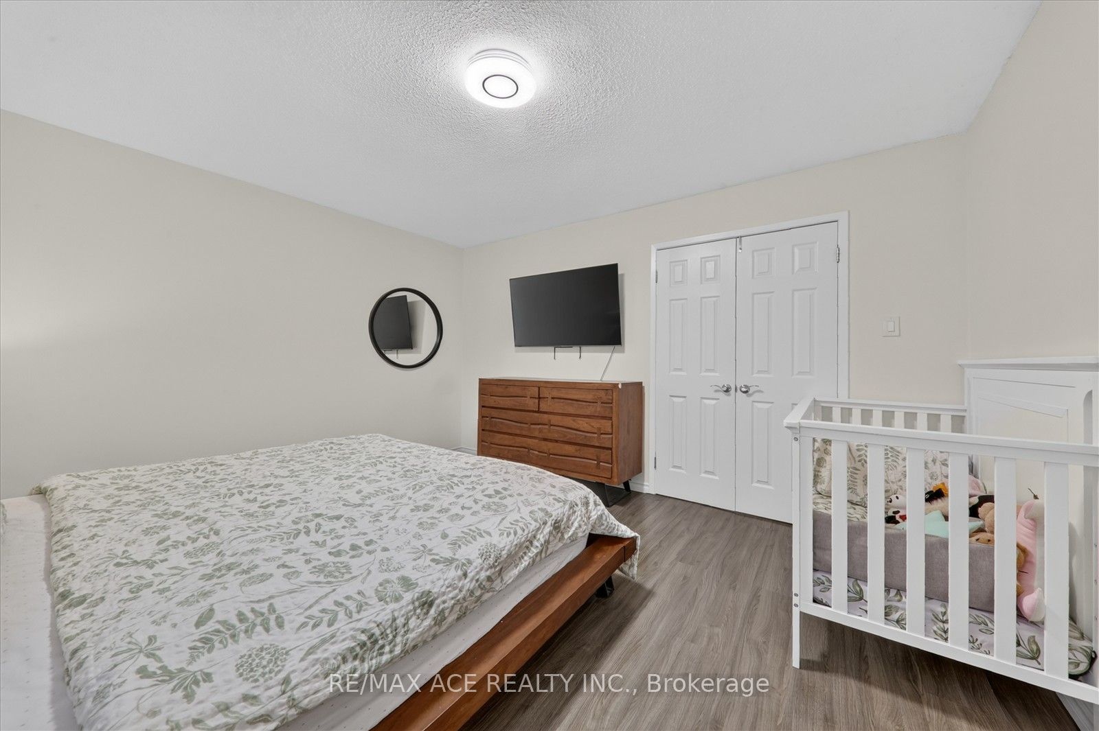 4 Renfield Crescent Property Photo 20