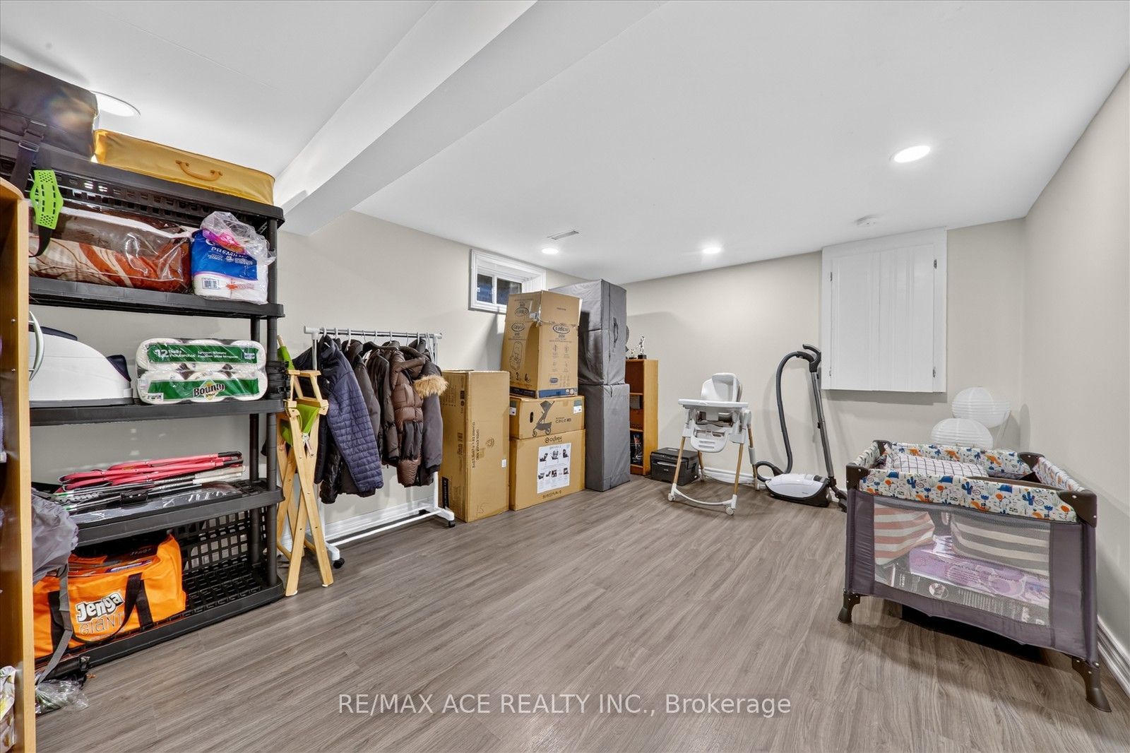 4 Renfield Crescent Property Photo 33