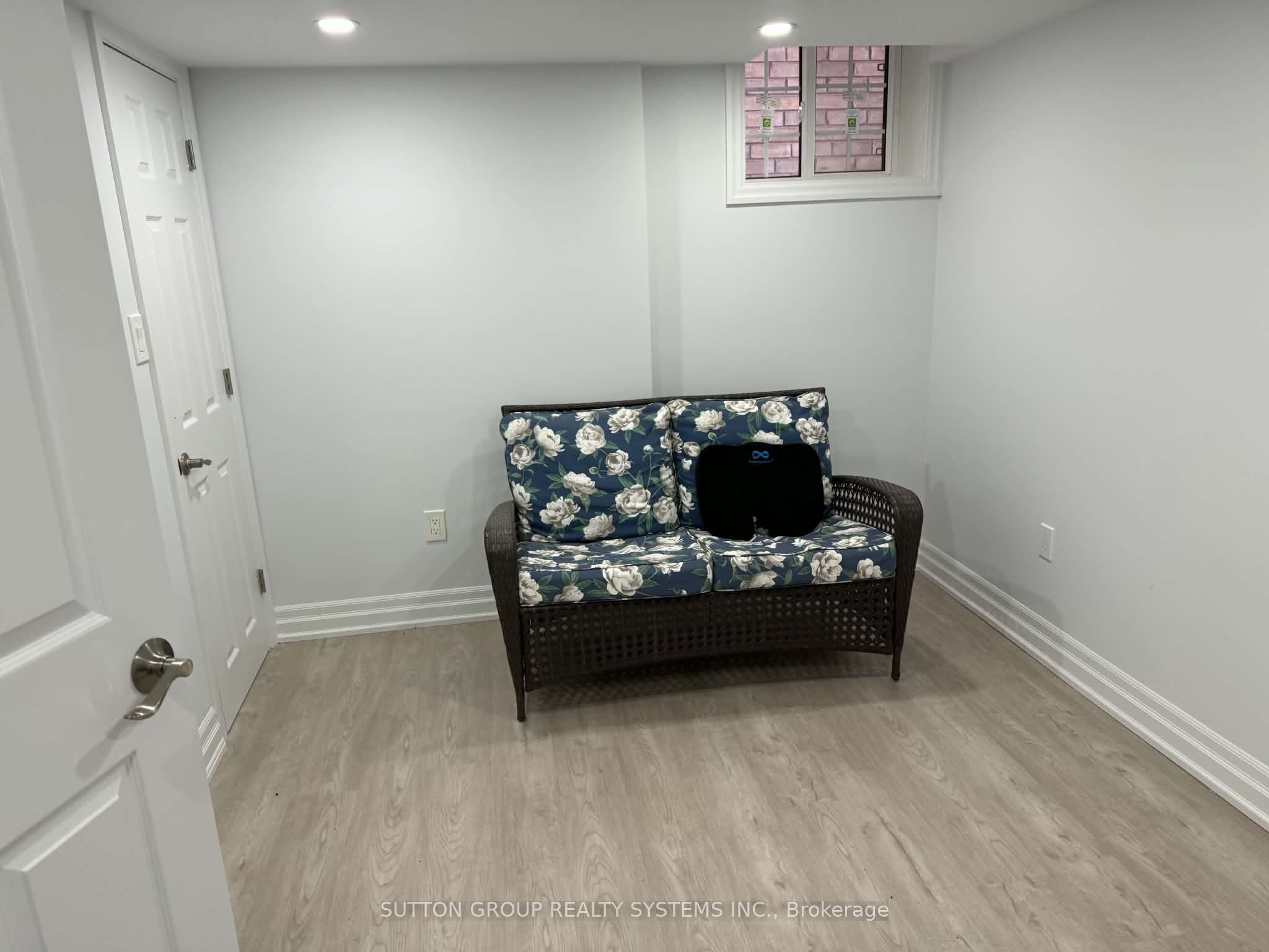 2541 Snow Knight Drive Property Photo 11
