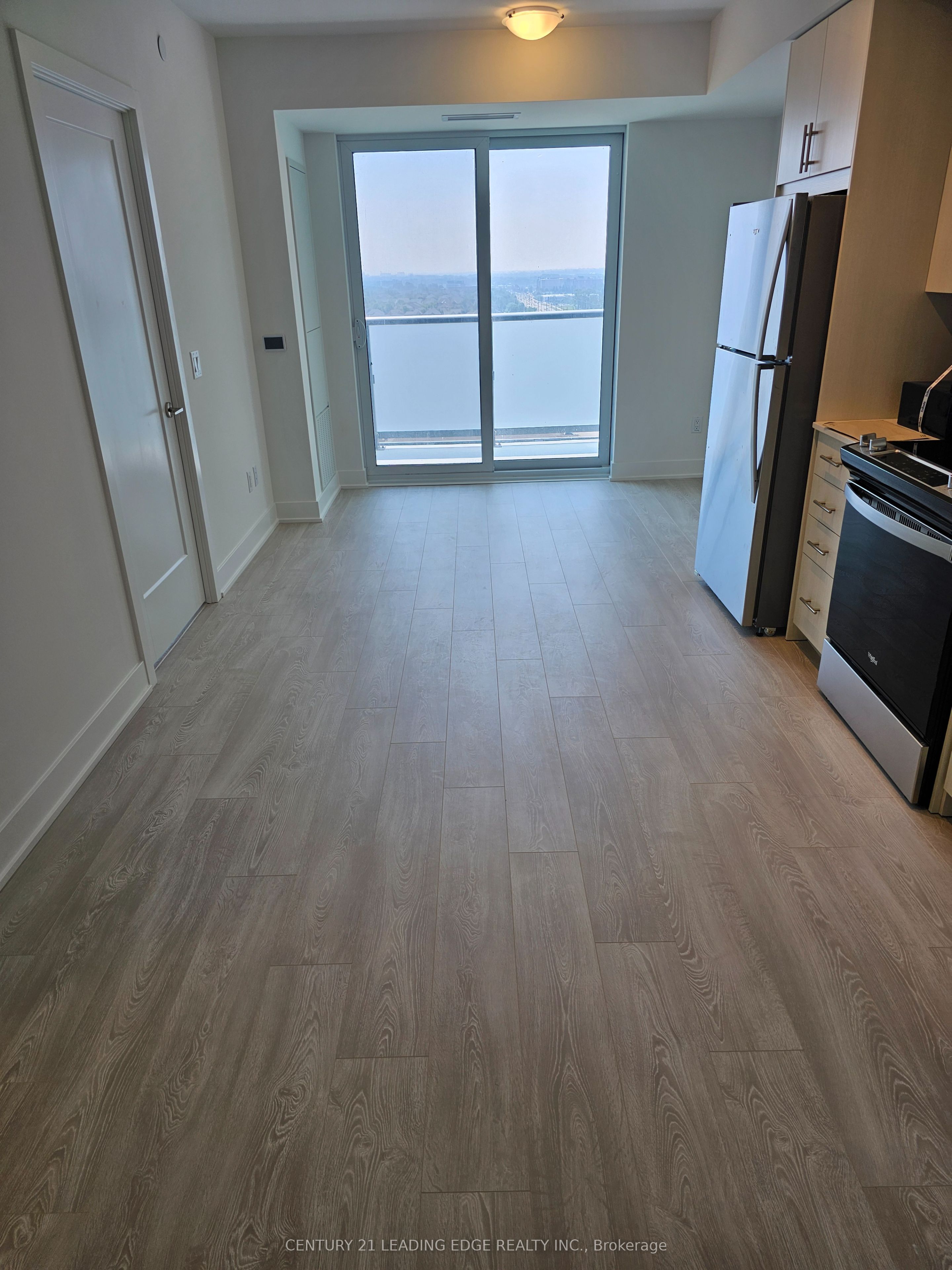 2545 Simcoe Street N 1125 Property Photo 2