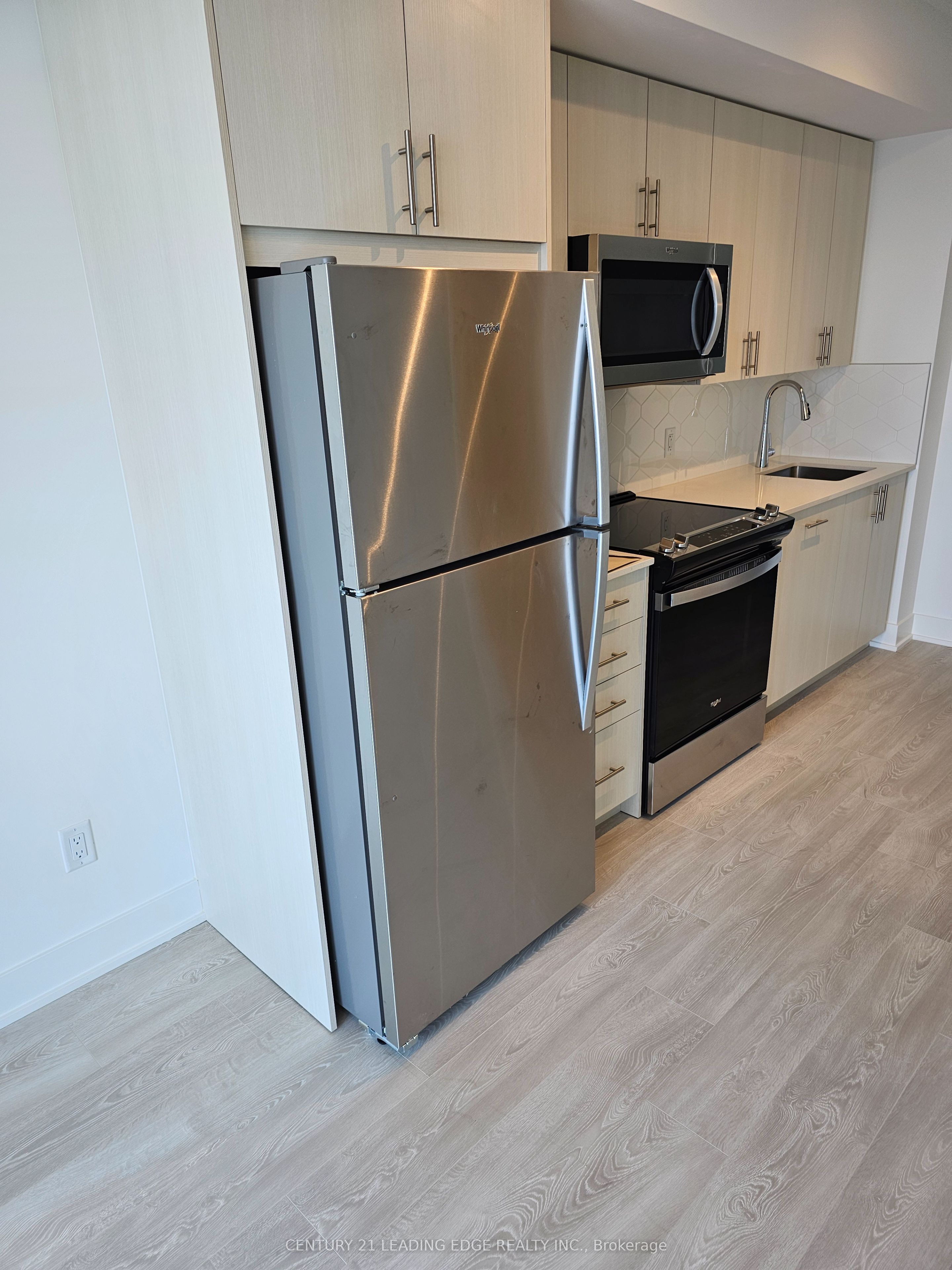 2545 Simcoe Street N 1125 Property Photo 4