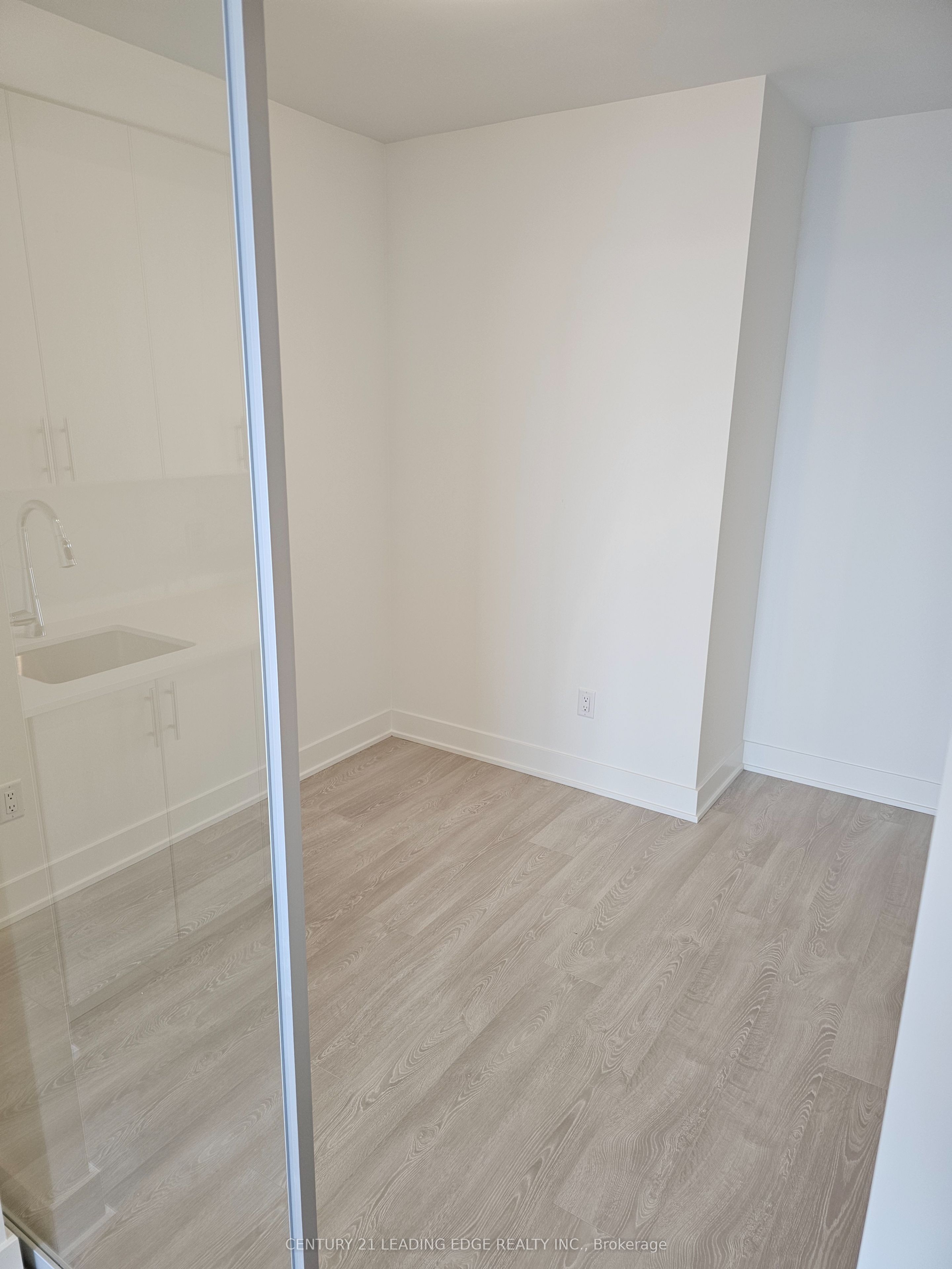 2545 Simcoe Street N 1125 Property Photo 10