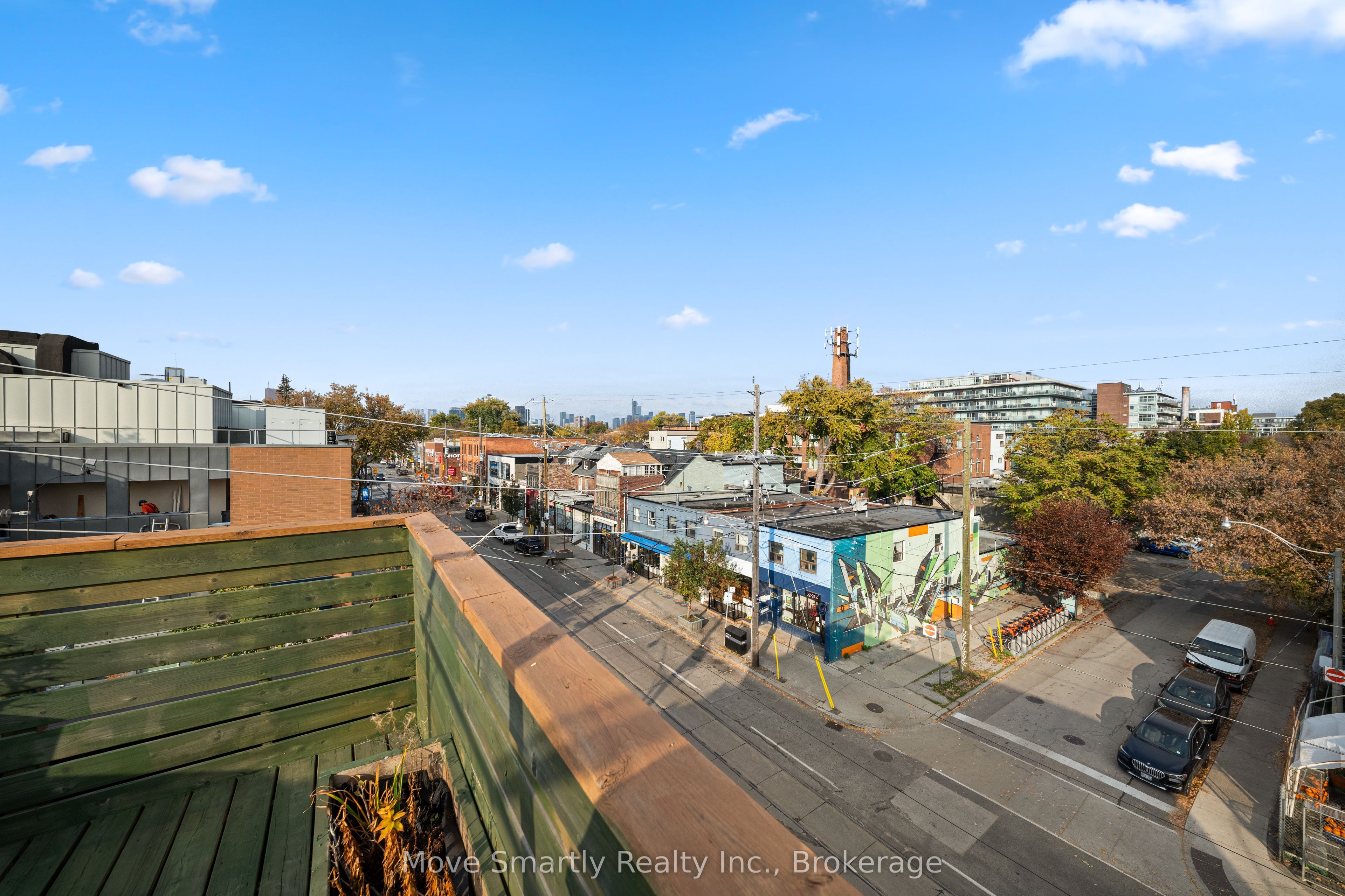 969 Queen Street E Property Photo 19