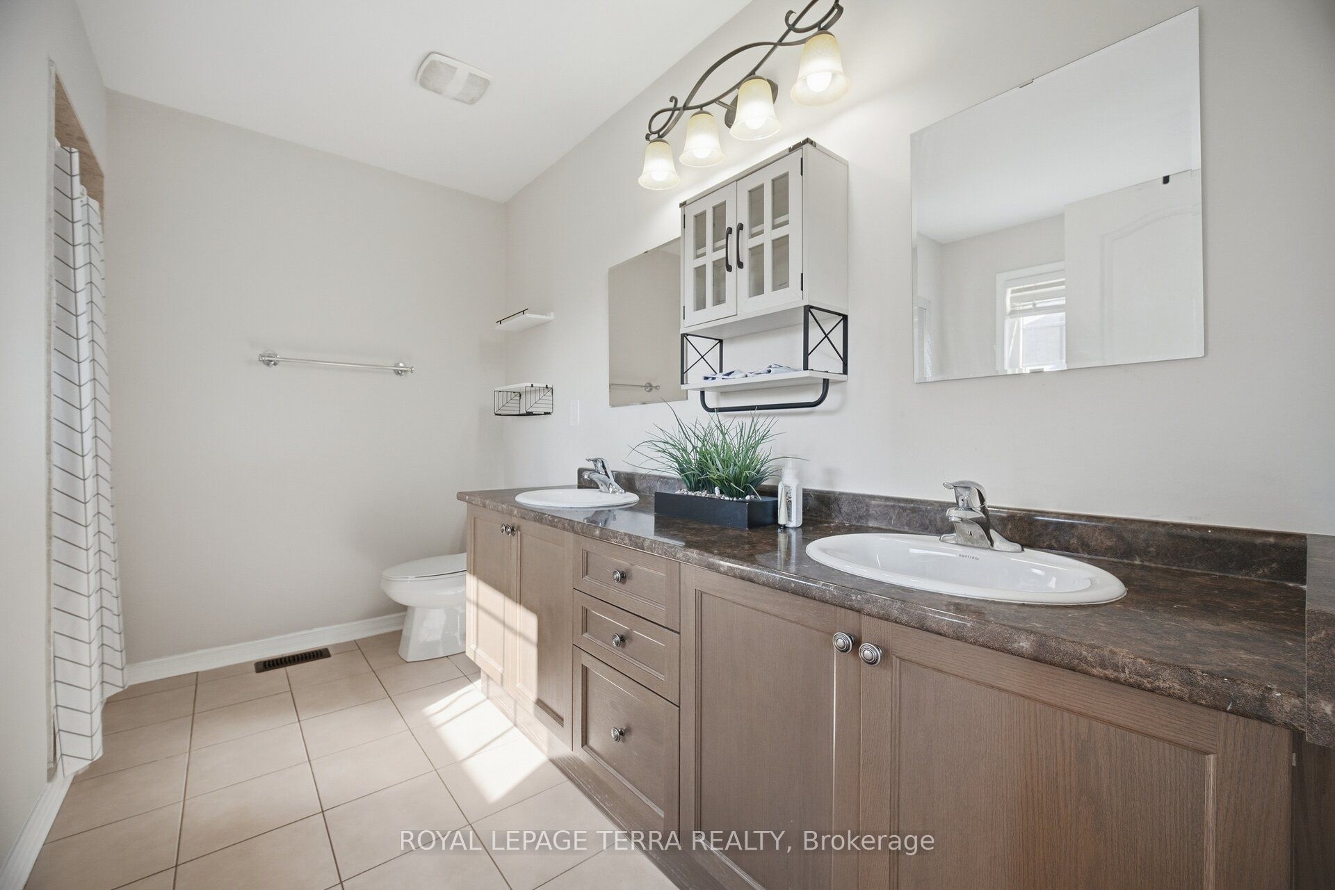86 Edwin Carr Street Property Photo 25