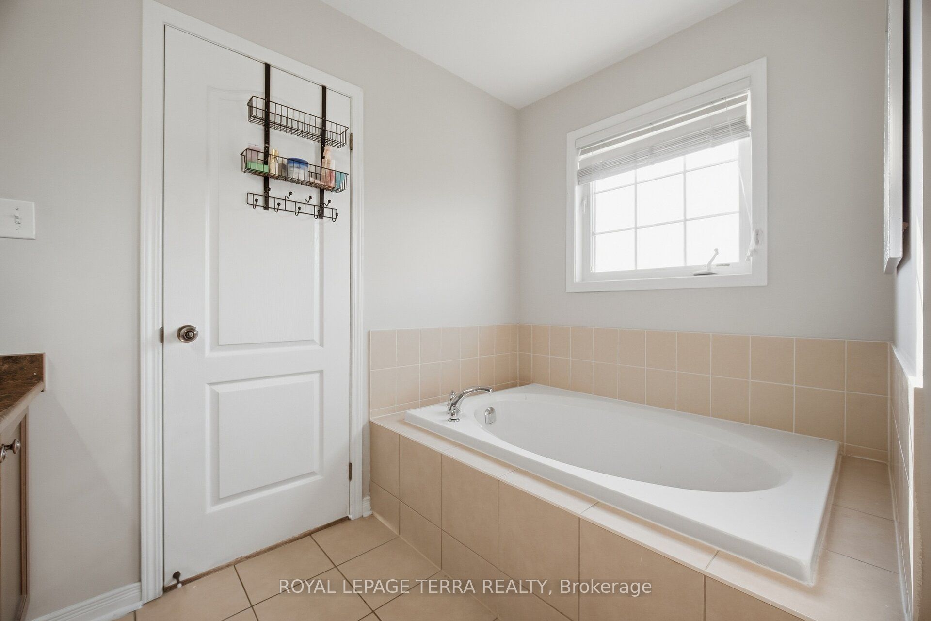 86 Edwin Carr Street Property Photo 26