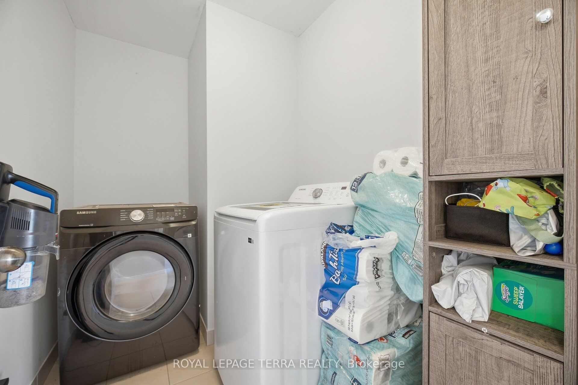 86 Edwin Carr Street Property Photo 34