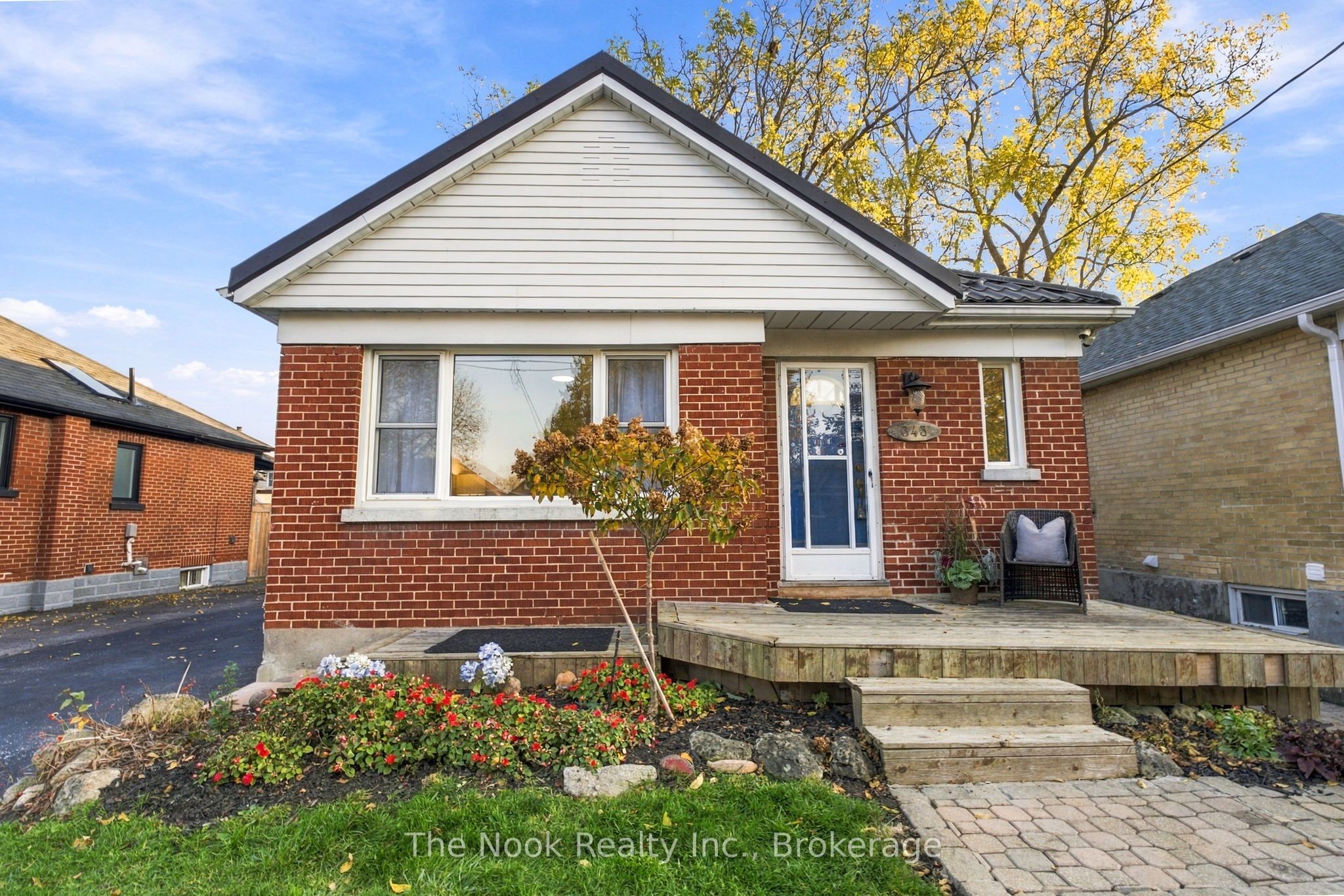 343 Bruce Street Property Photo 1