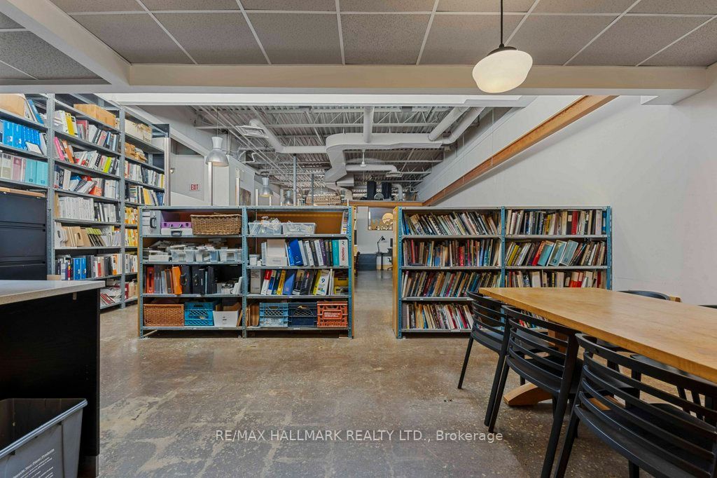 708 Gerrard Street E Property Photo 27