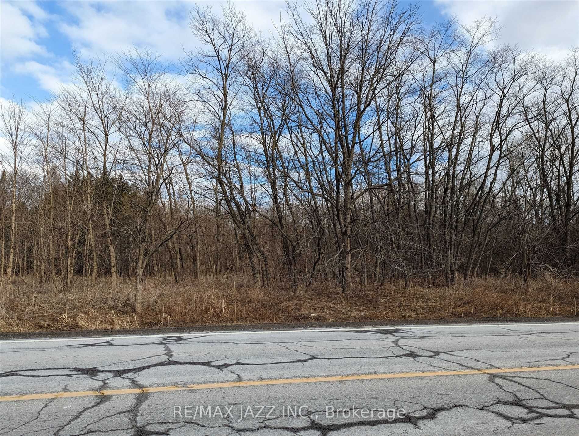 505 Townline Road N Property Photo 2