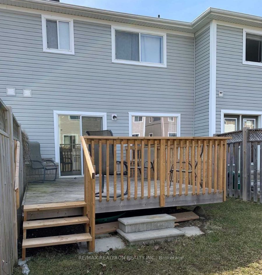 1523 Glenbourne Dr Property Photo 4
