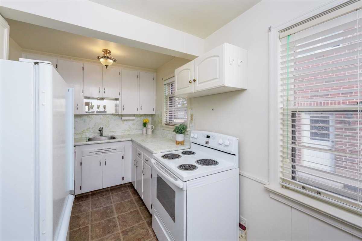 18 Holswade Rd Property Photo 11