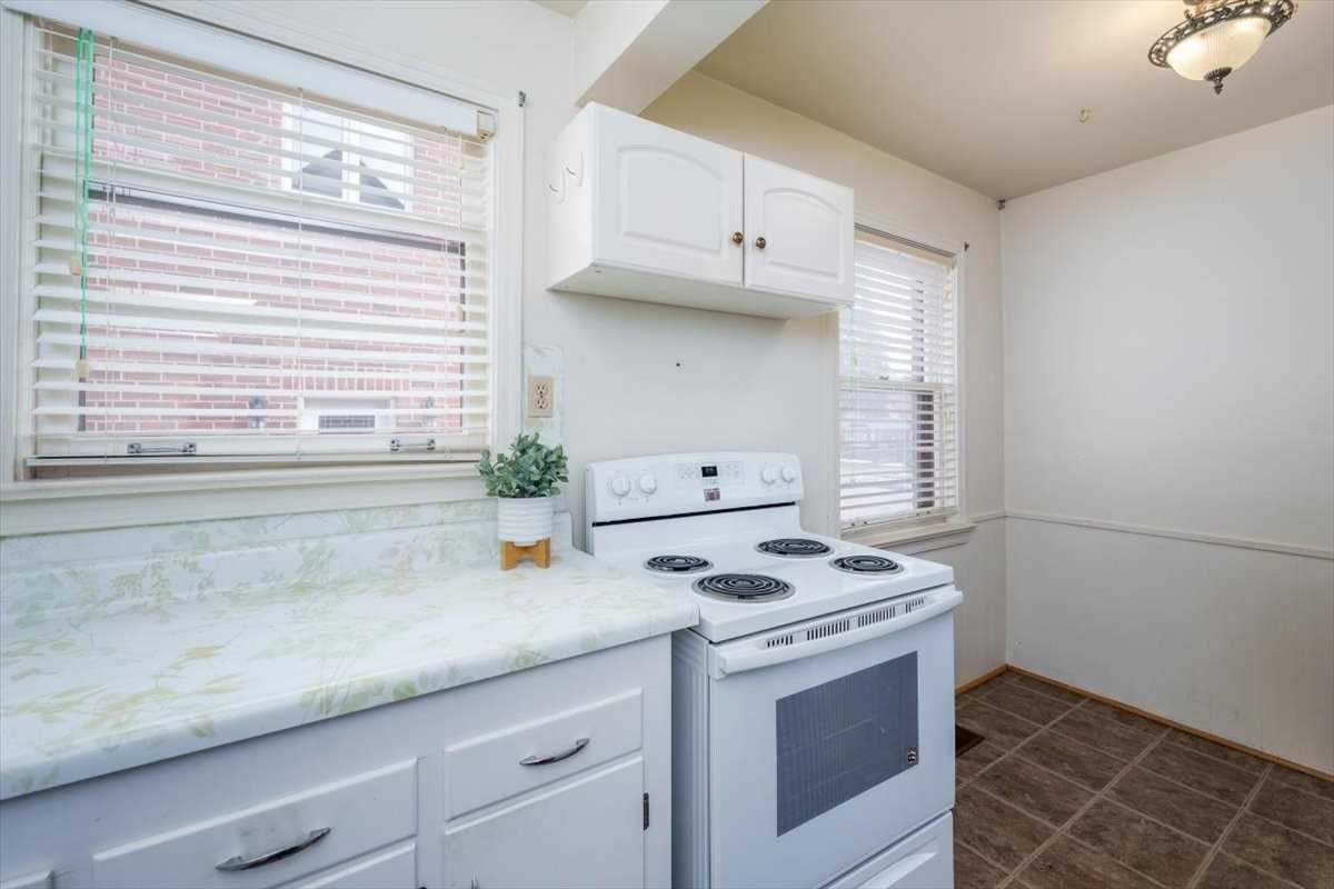 18 Holswade Rd Property Photo 15
