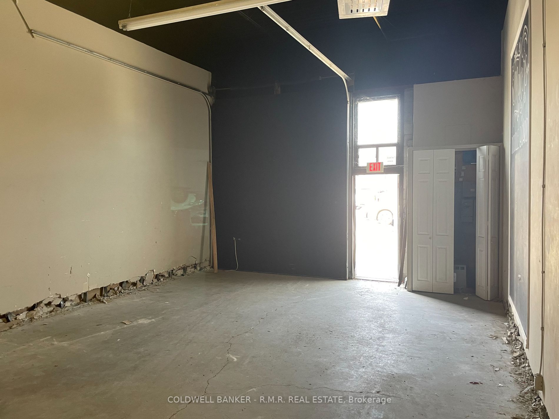 1200 Phillip Murray Ave Property Photo 3