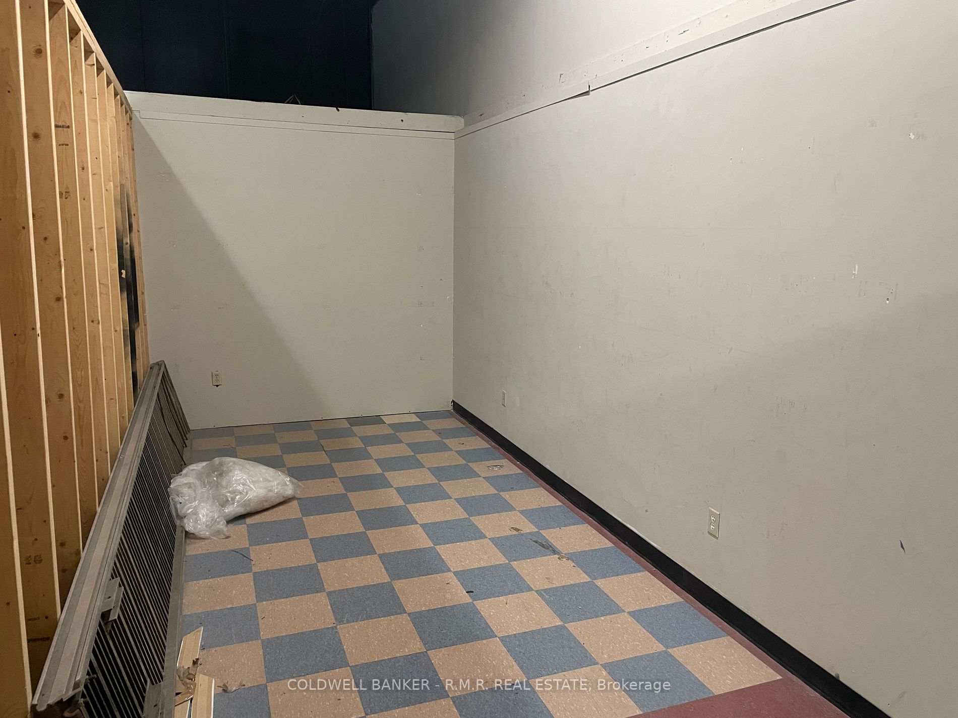1200 Phillip Murray Ave Property Photo 5